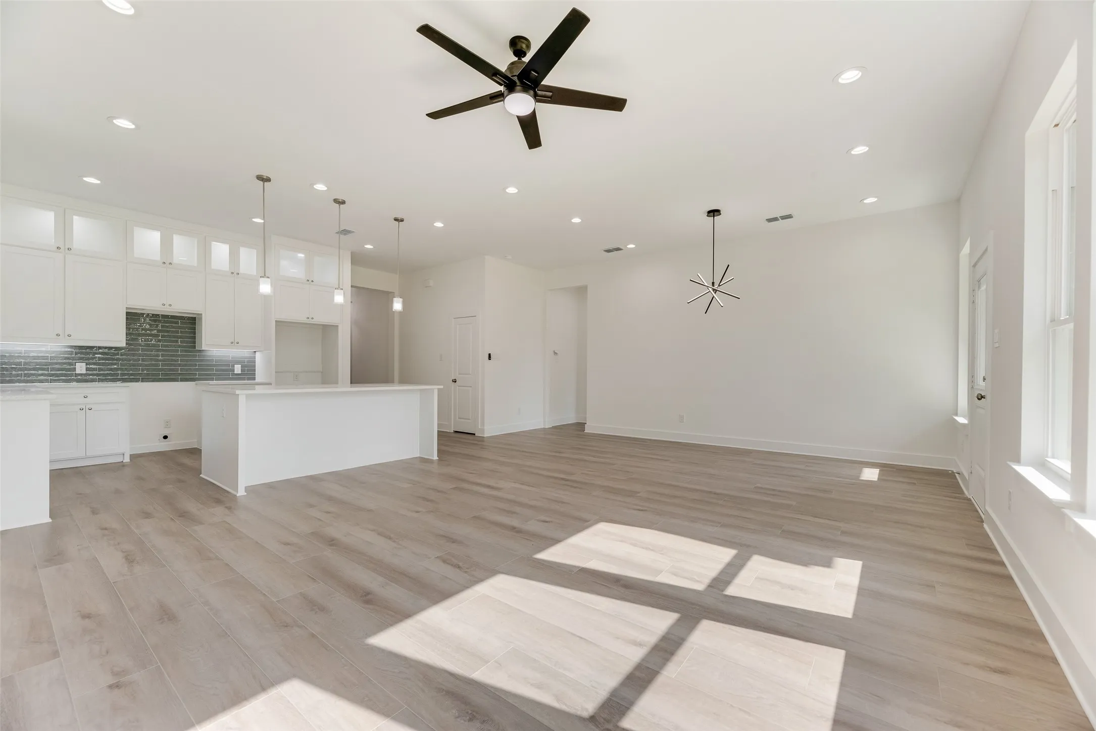 Single Family Residence For Sale in Dallas County , 1314 Hendricks Avenue, Dallas, Texas 75216, 4 Bedroom, 2 Bathroom, 2 Garage spaces, 1,826 Sqft, built in 2026, Price $389,900, mls#21363251, Real Estate Agent in Dallas, Homes For Sale in Dallas county, Homes For Sale in Dallas, Realtor in Dallas Texas, Real Estate Brokerage Independent Realty Texas, Luminita Cordes Realtor