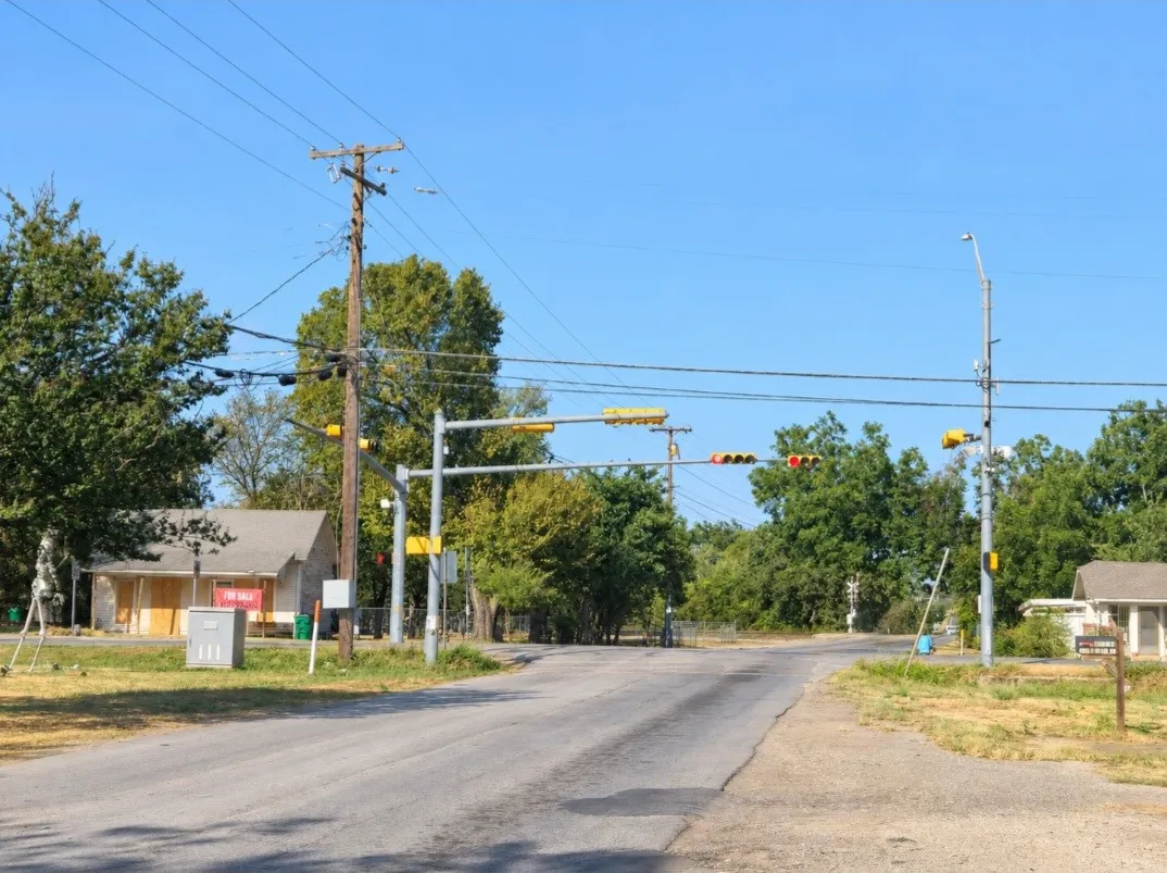 Retail For Sale in Johnson County , 200 S Main Street, Joshua, Texas 76058, 0, 0, Garage spaces, 0 Sqft, built in 1970, mls#21366613, Real Estate Agent in Joshua, Homes For Sale in Johnson county, Homes For Sale in Joshua, Realtor in Joshua Texas, Real Estate Brokerage Independent Realty Texas, Luminita Cordes Realtor