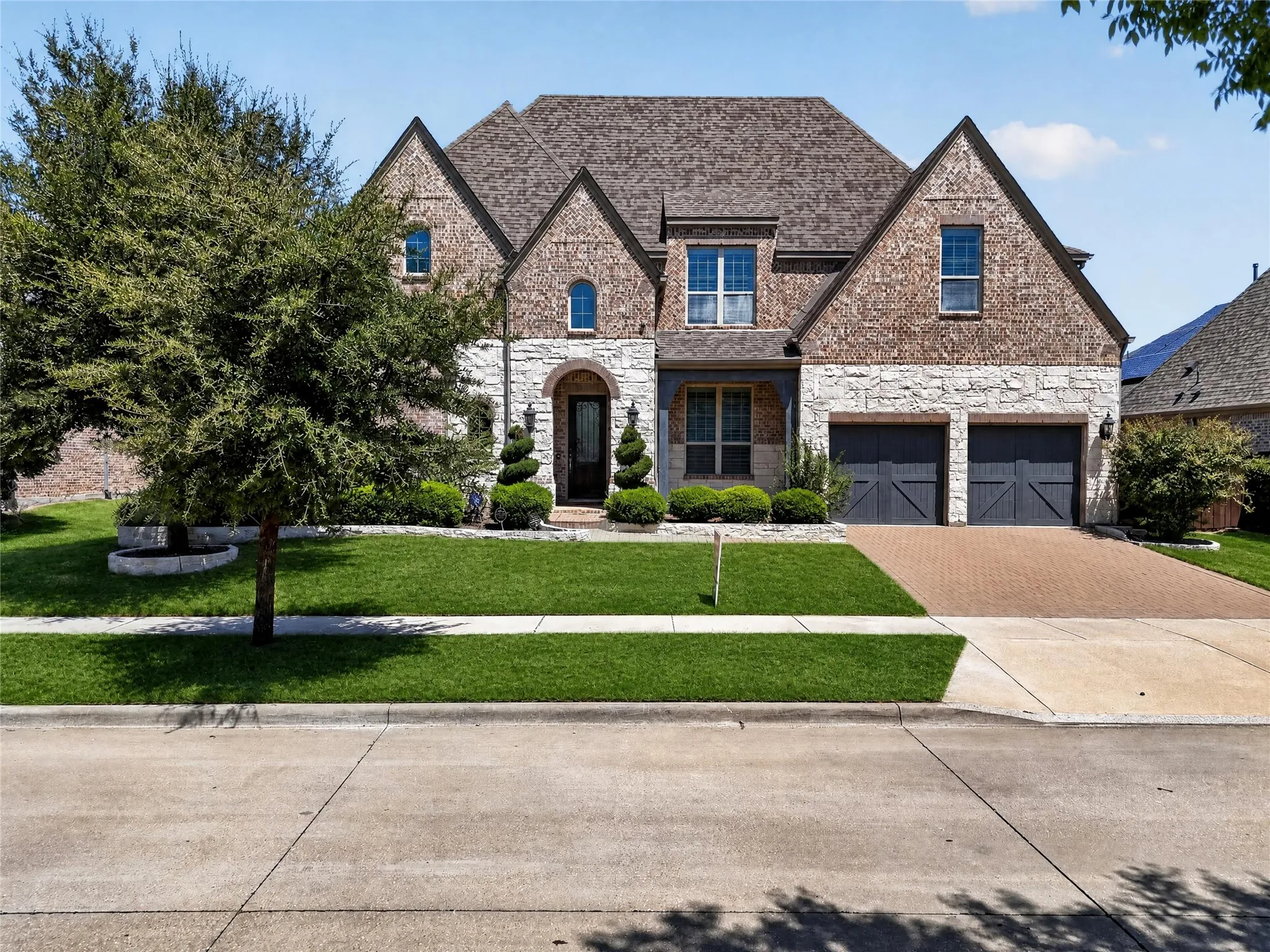 Single Family Residence For Sale in Denton County , 4530 Acacia Parkway, Prosper, Texas 75078, 5 Bedroom, 6 Bathroom, 3 Garage spaces, 4,390 Sqft, built in 2015, mls#21366724, Real Estate Agent in Prosper, Homes For Sale in Denton county, Homes For Sale in Prosper, Realtor in Prosper Texas, Real Estate Brokerage Independent Realty Texas, Luminita Cordes Realtor