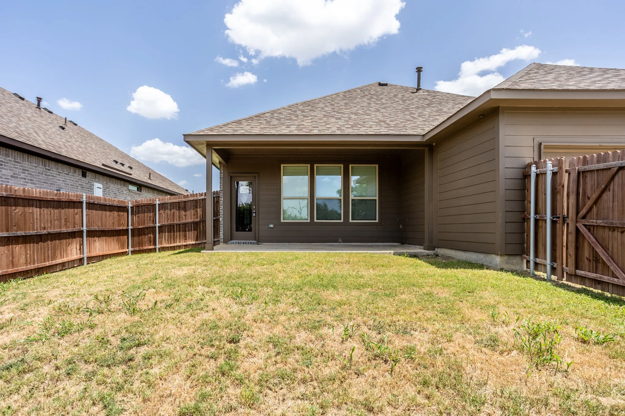 Single Family Residence For Sale in Dallas County , 1557 Addison Drive, Lancaster, Texas 75134, 3 Bedroom, 2 Bathroom, 2 Garage spaces, 1,837 Sqft, built in 2022, mls#21367226, Real Estate Agent in Lancaster, Homes For Sale in Dallas county, Homes For Sale in Lancaster, Realtor in Lancaster Texas, Real Estate Brokerage Independent Realty Texas, Luminita Cordes Realtor