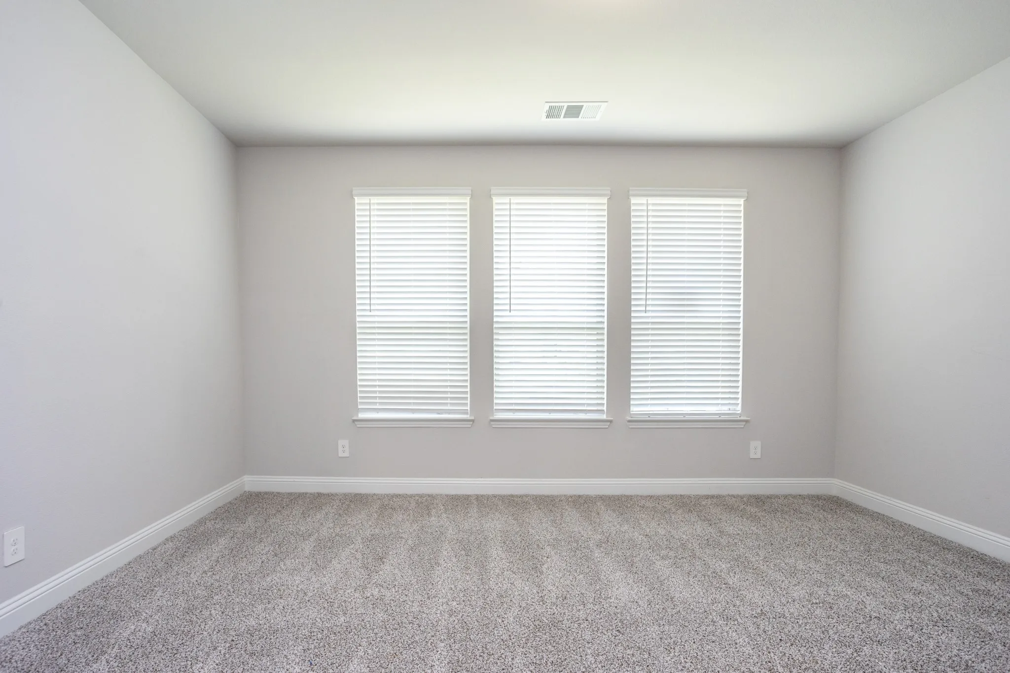 Single Family Residence For Sale in Dallas County , 1557 Addison Drive, Lancaster, Texas 75134, 3 Bedroom, 2 Bathroom, 2 Garage spaces, 1,837 Sqft, built in 2022, mls#21367226, Real Estate Agent in Lancaster, Homes For Sale in Dallas county, Homes For Sale in Lancaster, Realtor in Lancaster Texas, Real Estate Brokerage Independent Realty Texas, Luminita Cordes Realtor