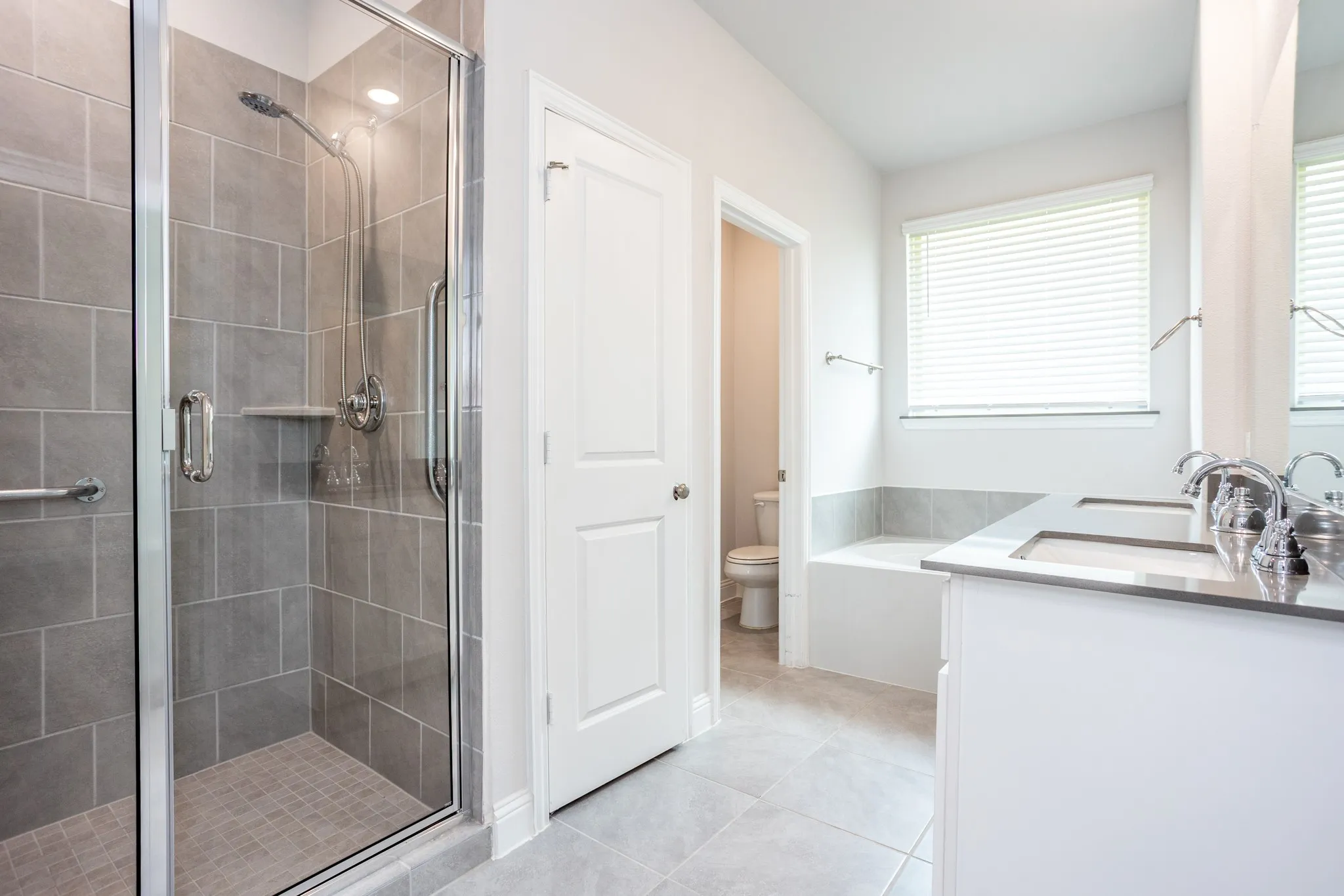 Single Family Residence For Sale in Dallas County , 1557 Addison Drive, Lancaster, Texas 75134, 3 Bedroom, 2 Bathroom, 2 Garage spaces, 1,837 Sqft, built in 2022, mls#21367226, Real Estate Agent in Lancaster, Homes For Sale in Dallas county, Homes For Sale in Lancaster, Realtor in Lancaster Texas, Real Estate Brokerage Independent Realty Texas, Luminita Cordes Realtor