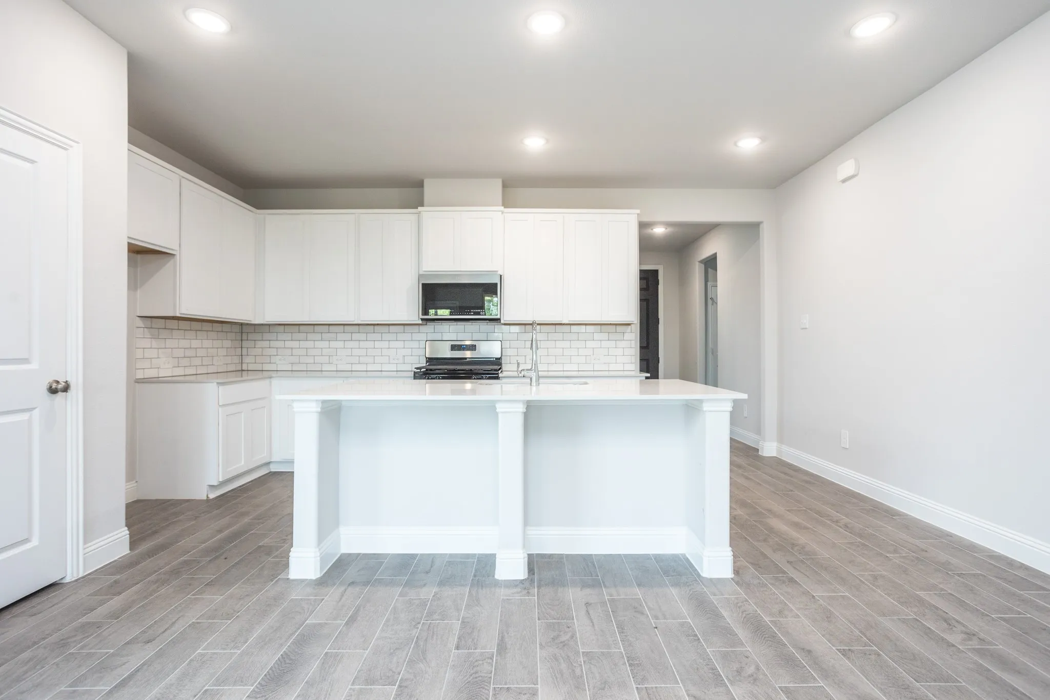 Single Family Residence For Sale in Dallas County , 1557 Addison Drive, Lancaster, Texas 75134, 3 Bedroom, 2 Bathroom, 2 Garage spaces, 1,837 Sqft, built in 2022, mls#21367226, Real Estate Agent in Lancaster, Homes For Sale in Dallas county, Homes For Sale in Lancaster, Realtor in Lancaster Texas, Real Estate Brokerage Independent Realty Texas, Luminita Cordes Realtor