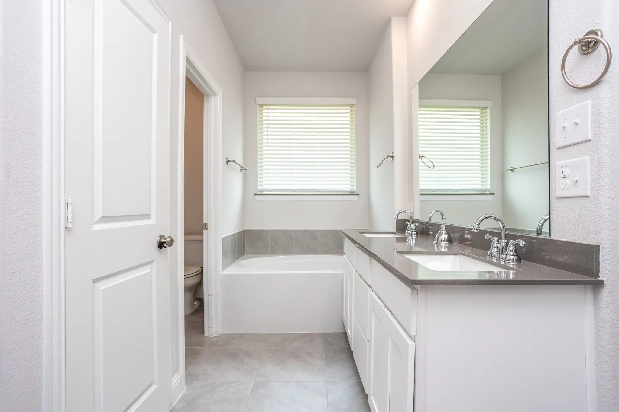 Single Family Residence For Sale in Dallas County , 1557 Addison Drive, Lancaster, Texas 75134, 3 Bedroom, 2 Bathroom, 2 Garage spaces, 1,837 Sqft, built in 2022, mls#21367226, Real Estate Agent in Lancaster, Homes For Sale in Dallas county, Homes For Sale in Lancaster, Realtor in Lancaster Texas, Real Estate Brokerage Independent Realty Texas, Luminita Cordes Realtor