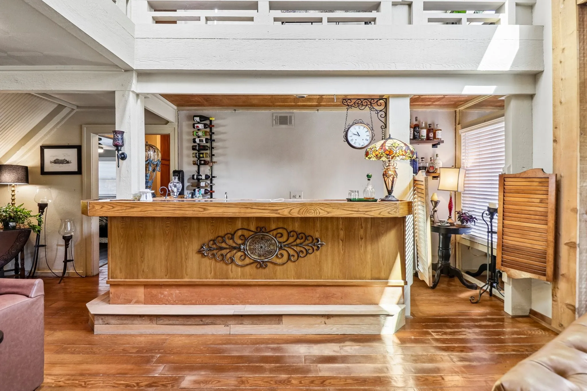 Single Family Residence For Sale in Van Zandt County , 111 Vz County Road 4133, Canton, Texas 75103, 3 Bedroom, 4 Bathroom, 3 Garage spaces, 4,035 Sqft, built in 1984, Price $748,000, mls#21366278, Real Estate Agent in Canton, Homes For Sale in Van Zandt county, Homes For Sale in Canton, Realtor in Canton Texas, Real Estate Brokerage Independent Realty Texas, Luminita Cordes Realtor