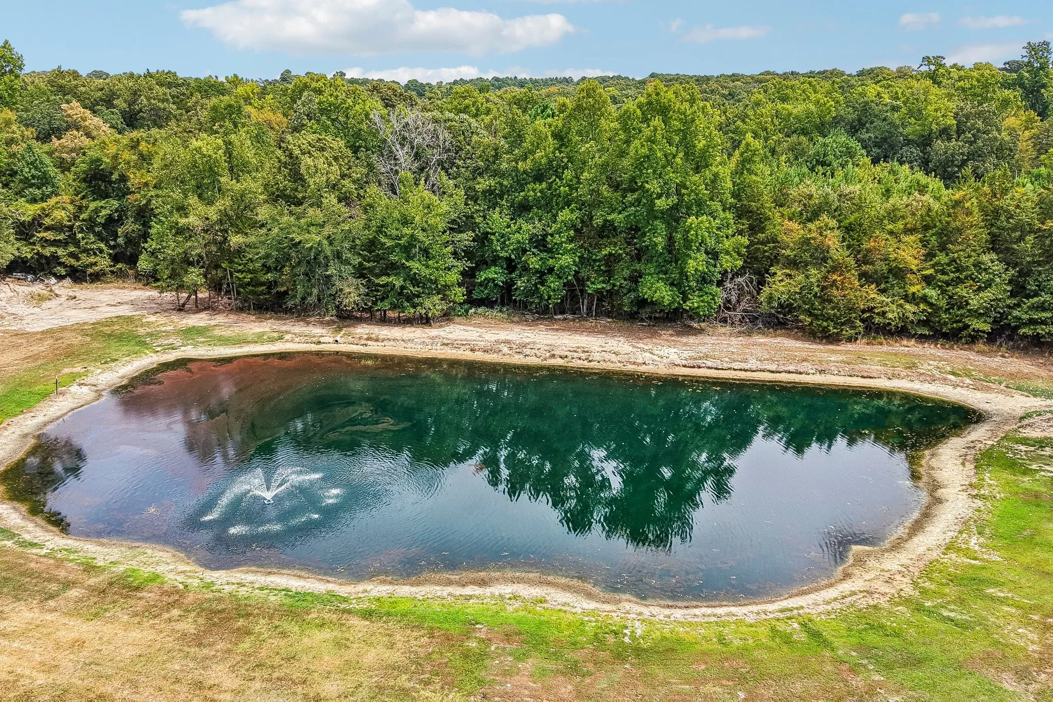Single Family Residence For Sale in Van Zandt County , 111 Vz County Road 4133, Canton, Texas 75103, 3 Bedroom, 4 Bathroom, 3 Garage spaces, 4,035 Sqft, built in 1984, Price $748,000, mls#21366278, Real Estate Agent in Canton, Homes For Sale in Van Zandt county, Homes For Sale in Canton, Realtor in Canton Texas, Real Estate Brokerage Independent Realty Texas, Luminita Cordes Realtor