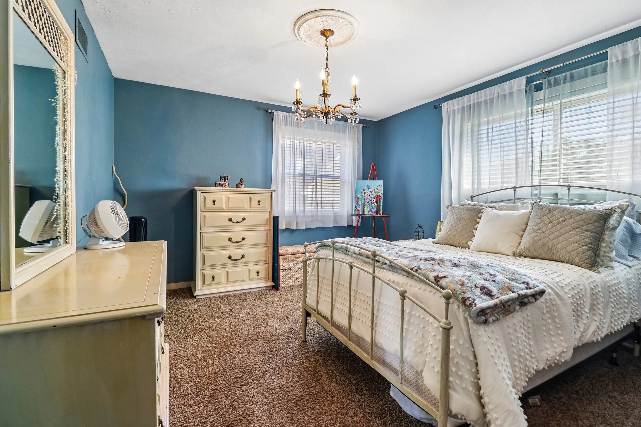 Single Family Residence For Sale in Van Zandt County , 111 Vz County Road 4133, Canton, Texas 75103, 3 Bedroom, 4 Bathroom, 3 Garage spaces, 4,035 Sqft, built in 1984, Price $748,000, mls#21366278, Real Estate Agent in Canton, Homes For Sale in Van Zandt county, Homes For Sale in Canton, Realtor in Canton Texas, Real Estate Brokerage Independent Realty Texas, Luminita Cordes Realtor