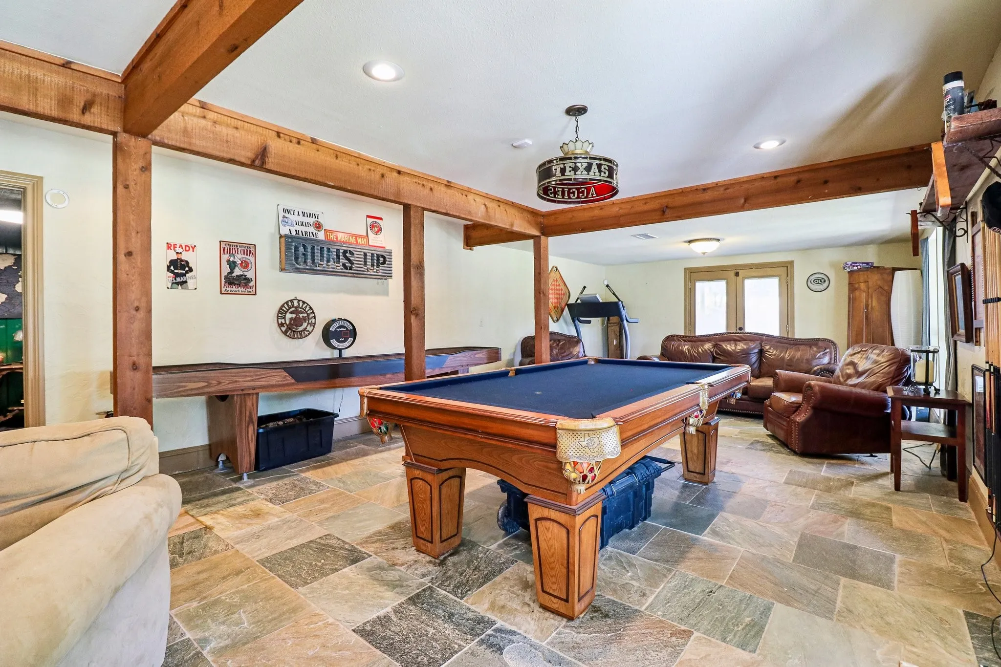 Single Family Residence For Sale in Van Zandt County , 111 Vz County Road 4133, Canton, Texas 75103, 3 Bedroom, 4 Bathroom, 3 Garage spaces, 4,035 Sqft, built in 1984, Price $748,000, mls#21366278, Real Estate Agent in Canton, Homes For Sale in Van Zandt county, Homes For Sale in Canton, Realtor in Canton Texas, Real Estate Brokerage Independent Realty Texas, Luminita Cordes Realtor