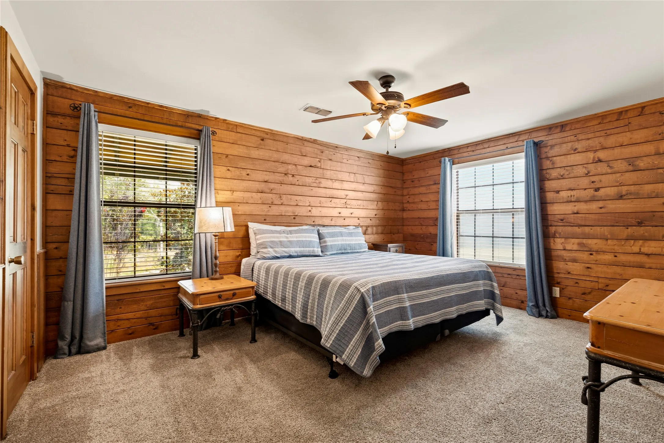 Single Family Residence For Sale in Gregg County , 782 Rosie Wady Road, Gladewater, Texas 75647, 4 Bedroom, 3 Bathroom, 2 Garage spaces, 4,254 Sqft, built in 1983, mls#21366826, Real Estate Agent in Gladewater, Homes For Sale in Gregg county, Homes For Sale in Gladewater, Realtor in Gladewater Texas, Real Estate Brokerage Independent Realty Texas, Luminita Cordes Realtor