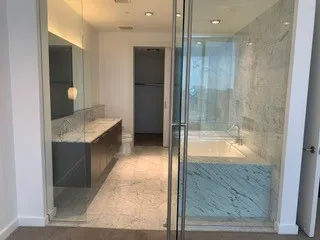 Condominium For Rent in Dallas County , 2900 Mckinnon Street 804, Dallas, Texas 75201, 2 Bedroom, 3 Bathroom, 2 Garage spaces, 1,430 Sqft, built in 2005, mls#21367089, Real Estate Agent in Dallas, Homes For Rent in Dallas county, Homes For Rent in Dallas, Realtor in Dallas Texas, Real Estate Brokerage Independent Realty Texas, Luminita Cordes Realtor