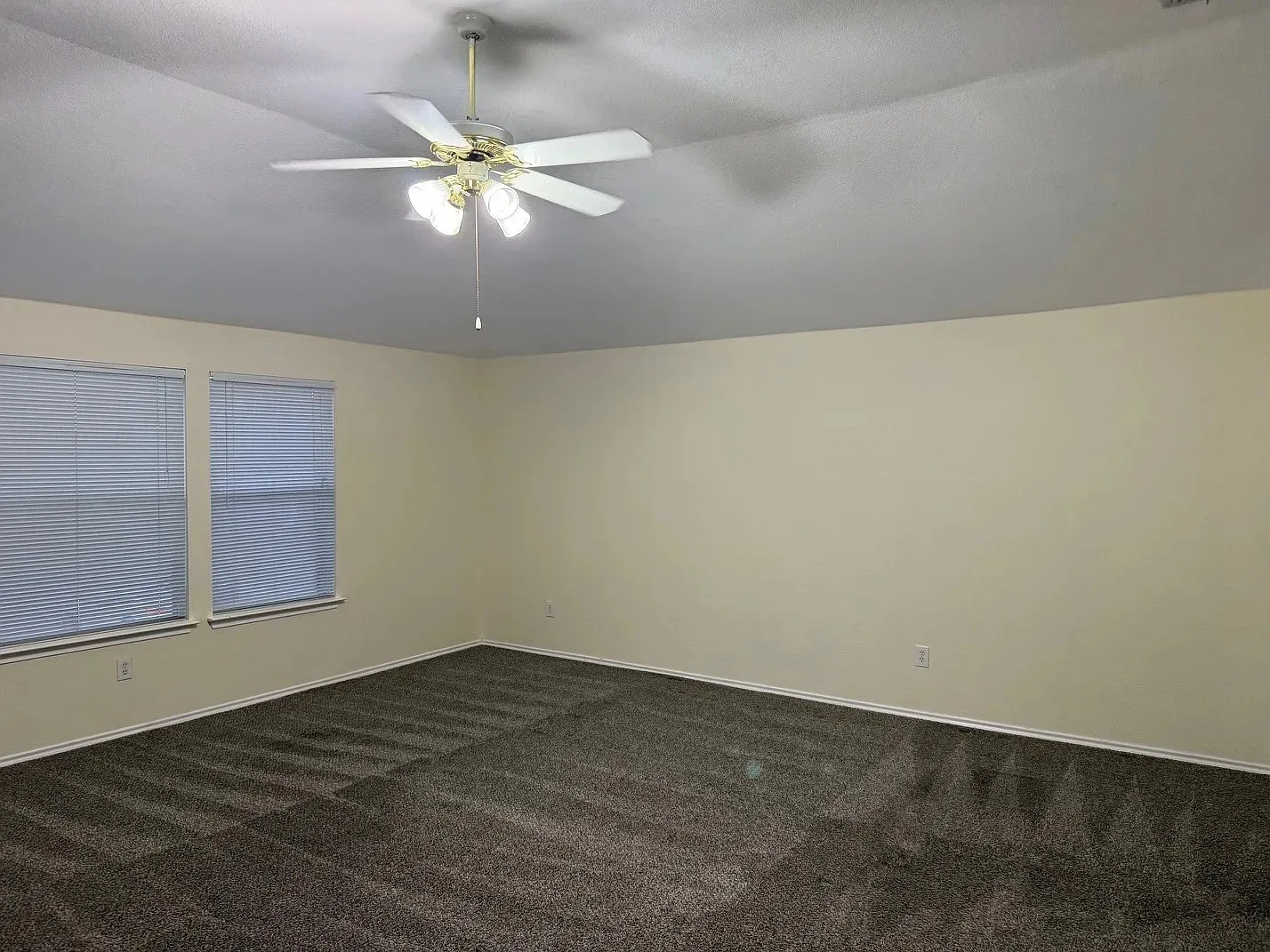 Single Family Residence For Rent in Collin County , 2929 Kimbrough Lane, Mc Kinney, Texas 75071, 4 Bedroom, 3 Bathroom, 2 Garage spaces, 2,313 Sqft, built in 2013, mls#21362637, Real Estate Agent in Mc Kinney, Homes For Rent in Collin county, Homes For Rent in Mc Kinney, Realtor in Mc Kinney Texas, Real Estate Brokerage Independent Realty Texas, Luminita Cordes Realtor