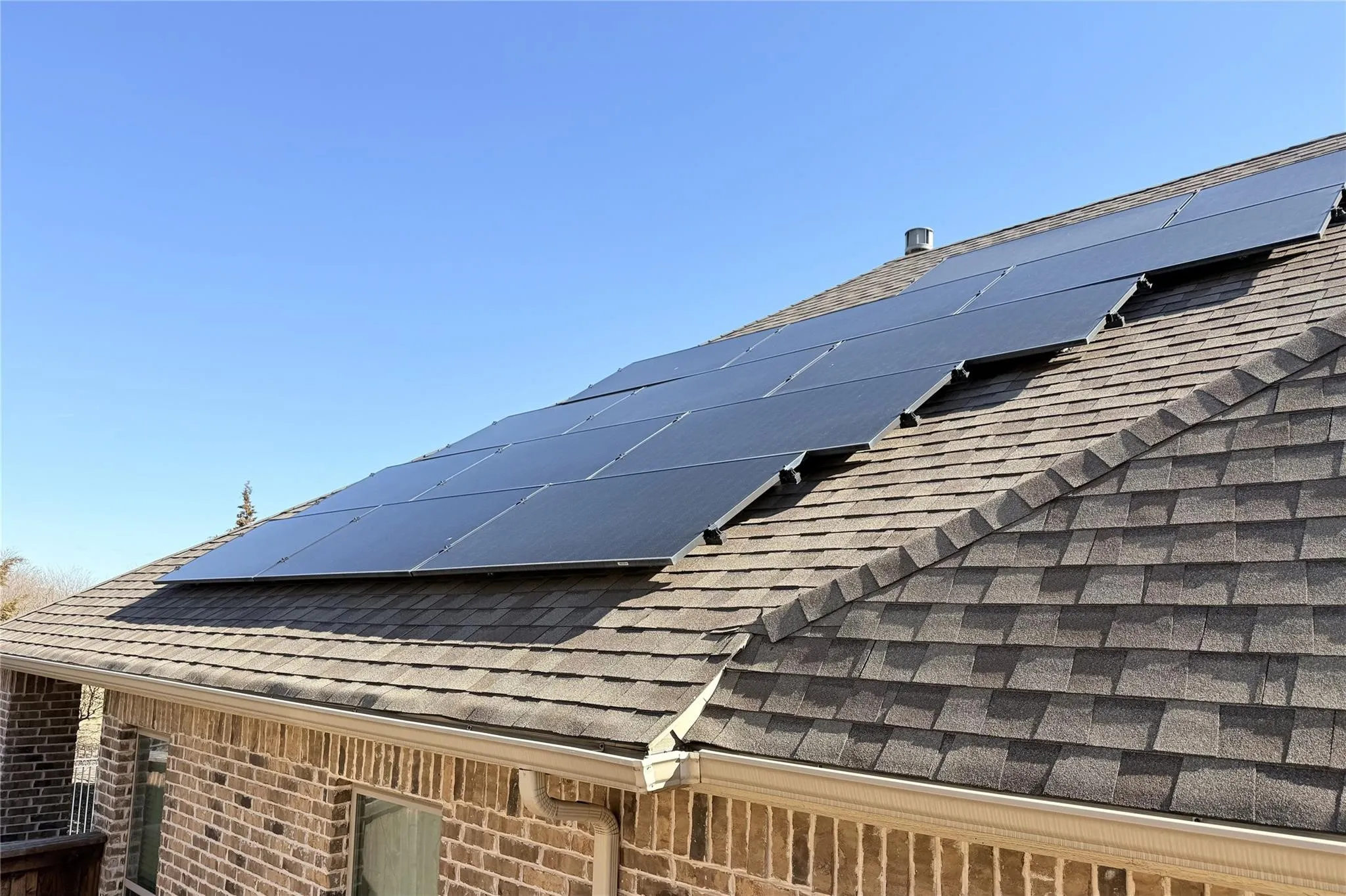 Single Family Residence For Sale in Denton County , 3721 Winchester, The Colony, Texas 75056, 3 Bedroom, 2 Bathroom, 3 Garage spaces, 2,339 Sqft, built in 2015, Price $595,000, mls#21367241, Real Estate Agent in The Colony, Homes For Sale in Denton county, Homes For Sale in The Colony, Realtor in The Colony Texas, Real Estate Brokerage Independent Realty Texas, Luminita Cordes Realtor