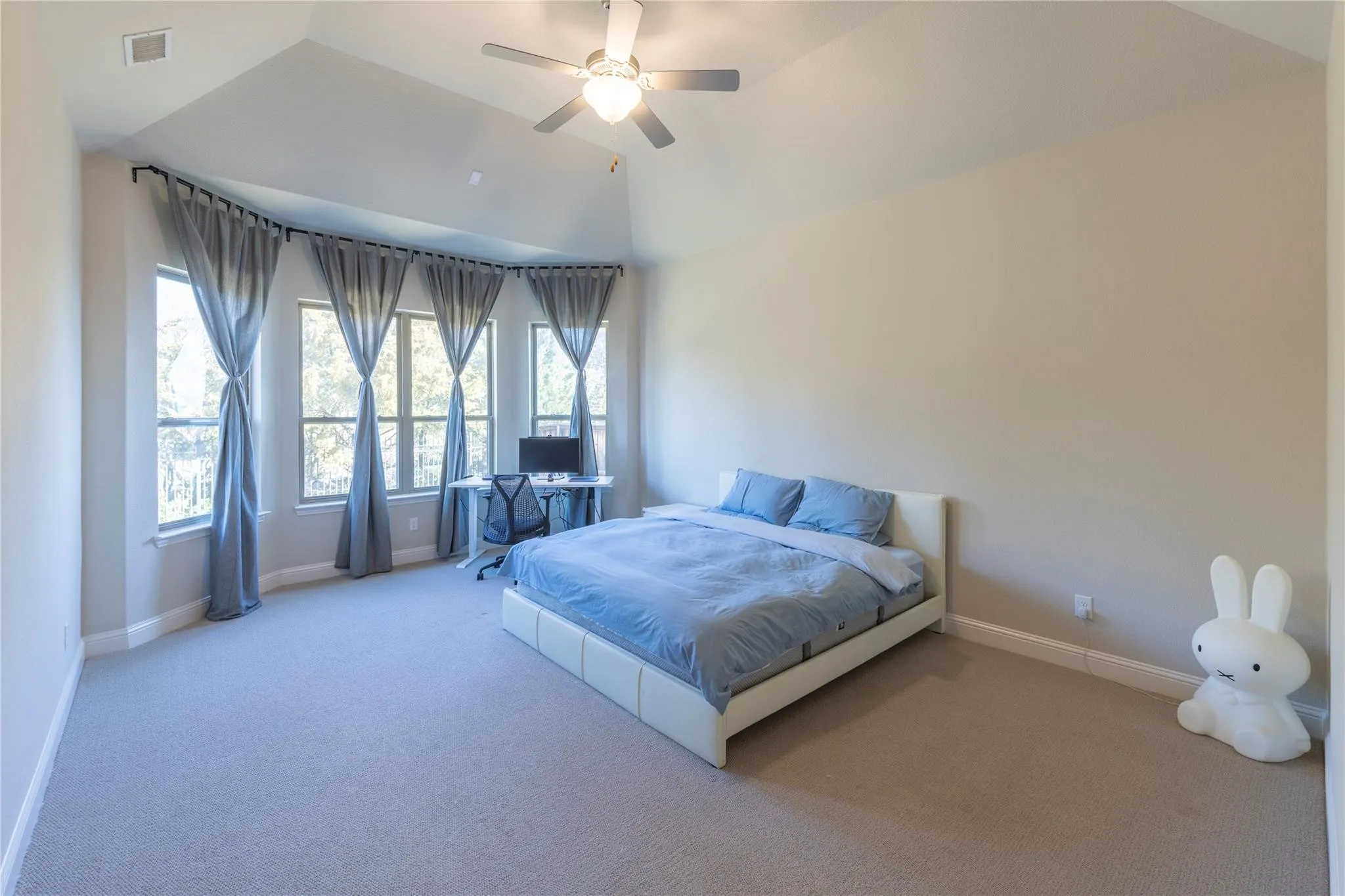 Single Family Residence For Sale in Denton County , 3721 Winchester, The Colony, Texas 75056, 3 Bedroom, 2 Bathroom, 3 Garage spaces, 2,339 Sqft, built in 2015, Price $595,000, mls#21367241, Real Estate Agent in The Colony, Homes For Sale in Denton county, Homes For Sale in The Colony, Realtor in The Colony Texas, Real Estate Brokerage Independent Realty Texas, Luminita Cordes Realtor