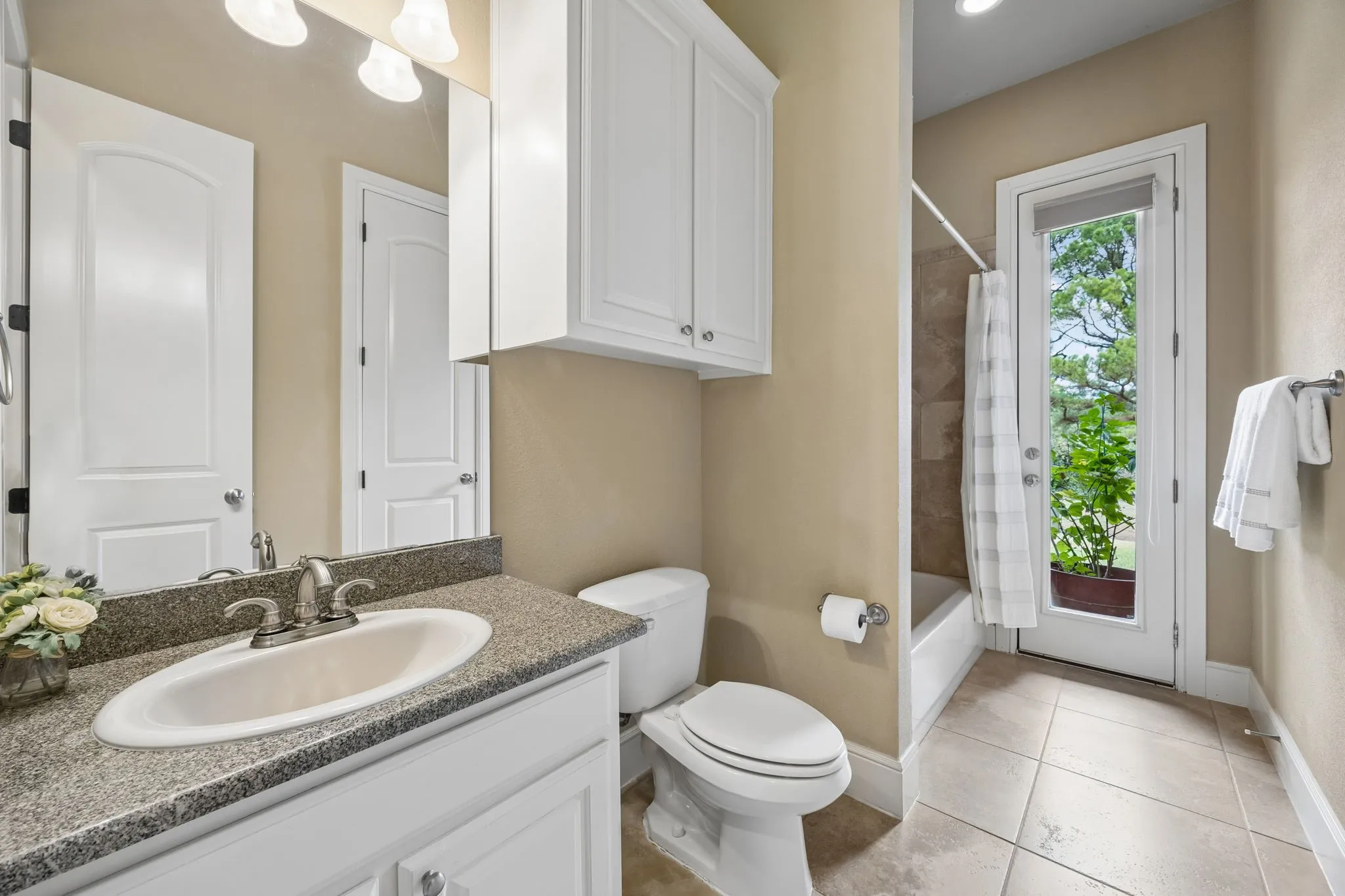 Single Family Residence For Sale in Tarrant County , 1313 Vanderbilt Drive, Keller, Texas 76262, 4 Bedroom, 4 Bathroom, 3 Garage spaces, 4,470 Sqft, built in 2007, mls#21365249, Real Estate Agent in Keller, Homes For Sale in Tarrant county, Homes For Sale in Keller, Realtor in Keller Texas, Real Estate Brokerage Independent Realty Texas, Luminita Cordes Realtor