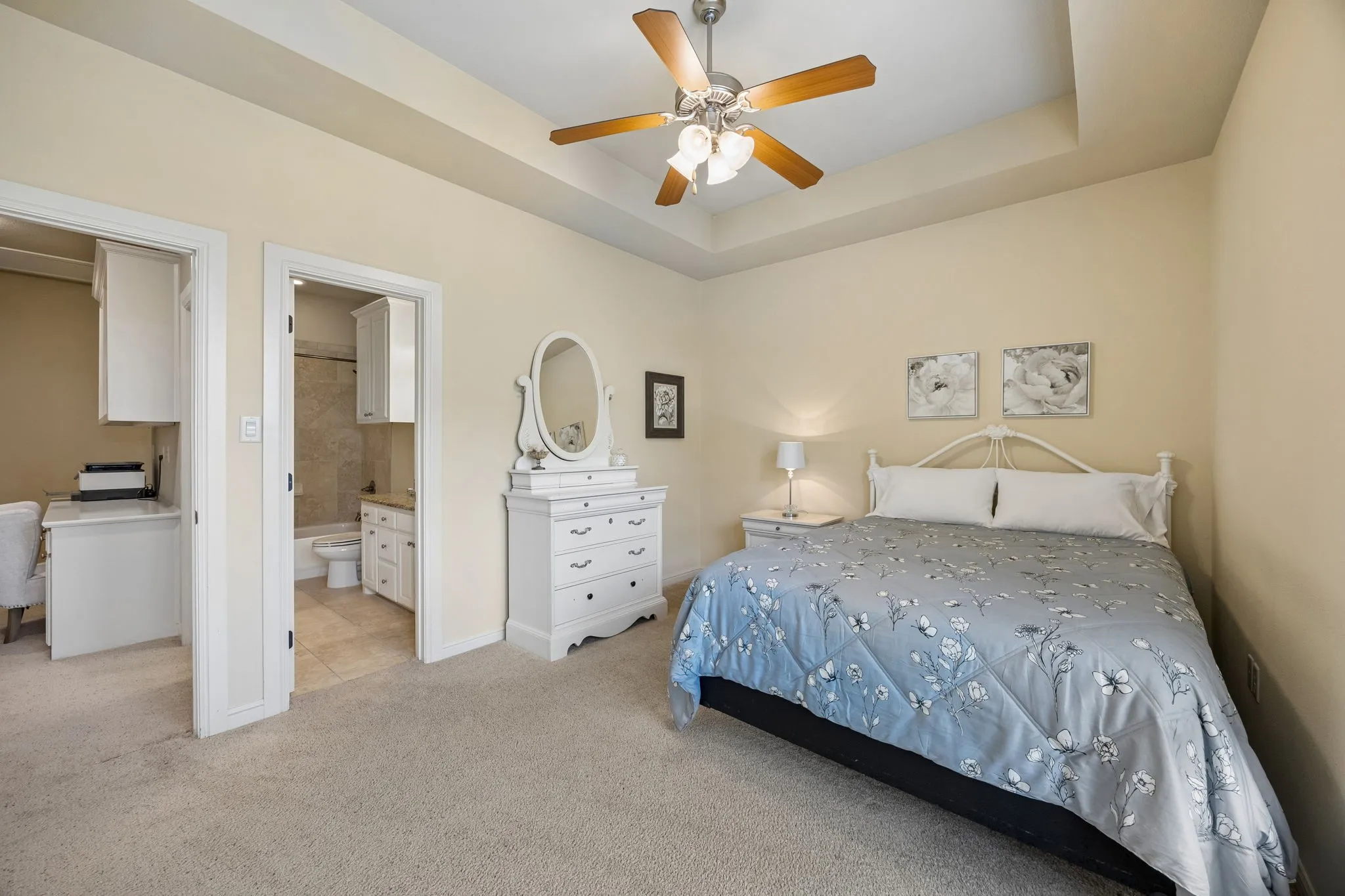 Single Family Residence For Sale in Tarrant County , 1313 Vanderbilt Drive, Keller, Texas 76262, 4 Bedroom, 4 Bathroom, 3 Garage spaces, 4,470 Sqft, built in 2007, mls#21365249, Real Estate Agent in Keller, Homes For Sale in Tarrant county, Homes For Sale in Keller, Realtor in Keller Texas, Real Estate Brokerage Independent Realty Texas, Luminita Cordes Realtor