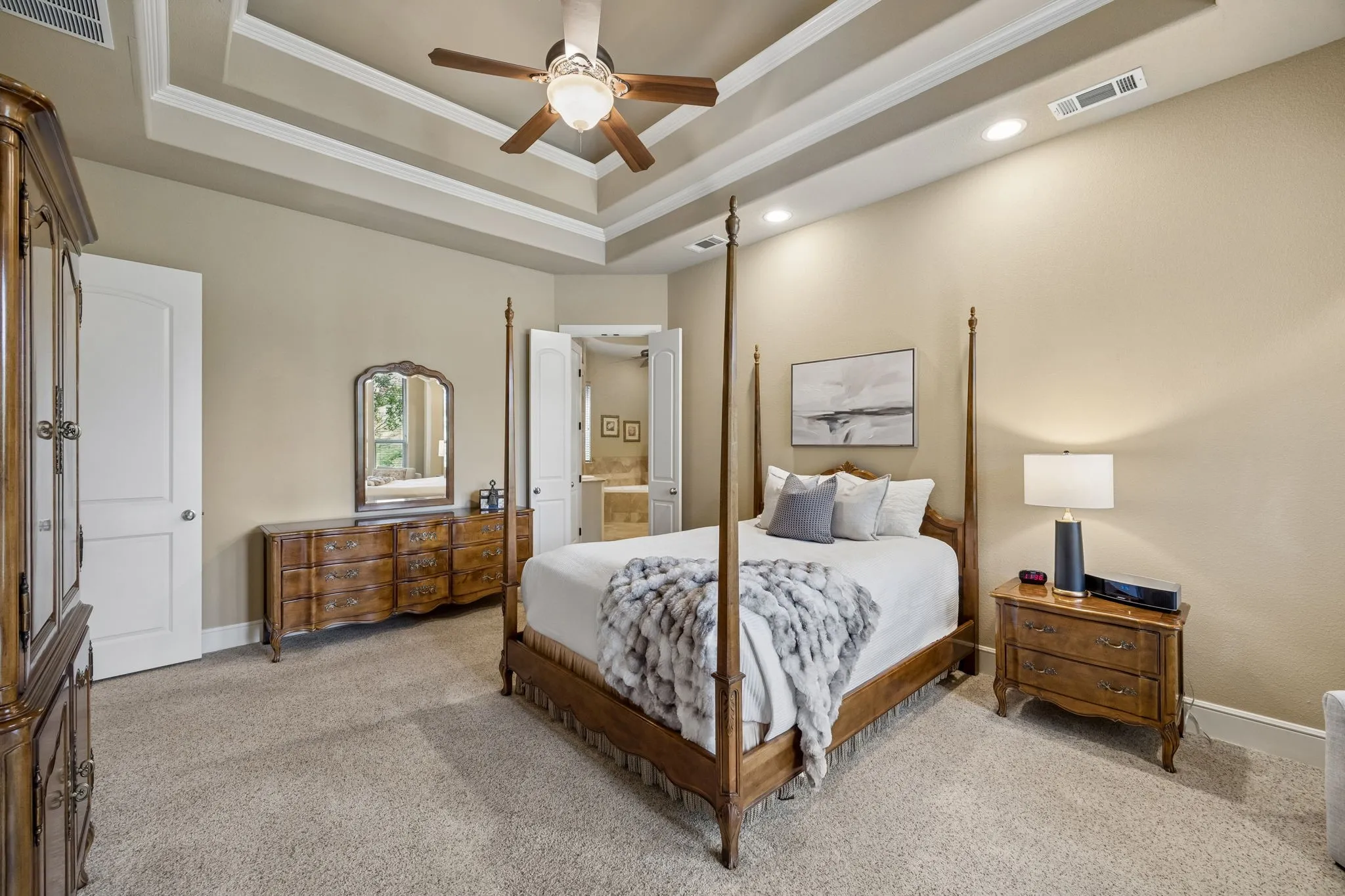 Single Family Residence For Sale in Tarrant County , 1313 Vanderbilt Drive, Keller, Texas 76262, 4 Bedroom, 4 Bathroom, 3 Garage spaces, 4,470 Sqft, built in 2007, mls#21365249, Real Estate Agent in Keller, Homes For Sale in Tarrant county, Homes For Sale in Keller, Realtor in Keller Texas, Real Estate Brokerage Independent Realty Texas, Luminita Cordes Realtor