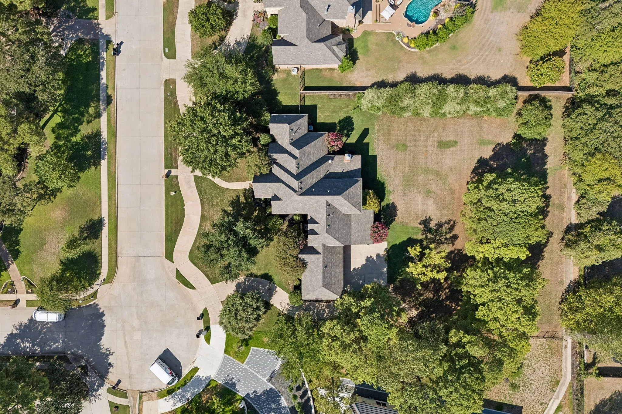 Single Family Residence For Sale in Tarrant County , 1313 Vanderbilt Drive, Keller, Texas 76262, 4 Bedroom, 4 Bathroom, 3 Garage spaces, 4,470 Sqft, built in 2007, mls#21365249, Real Estate Agent in Keller, Homes For Sale in Tarrant county, Homes For Sale in Keller, Realtor in Keller Texas, Real Estate Brokerage Independent Realty Texas, Luminita Cordes Realtor