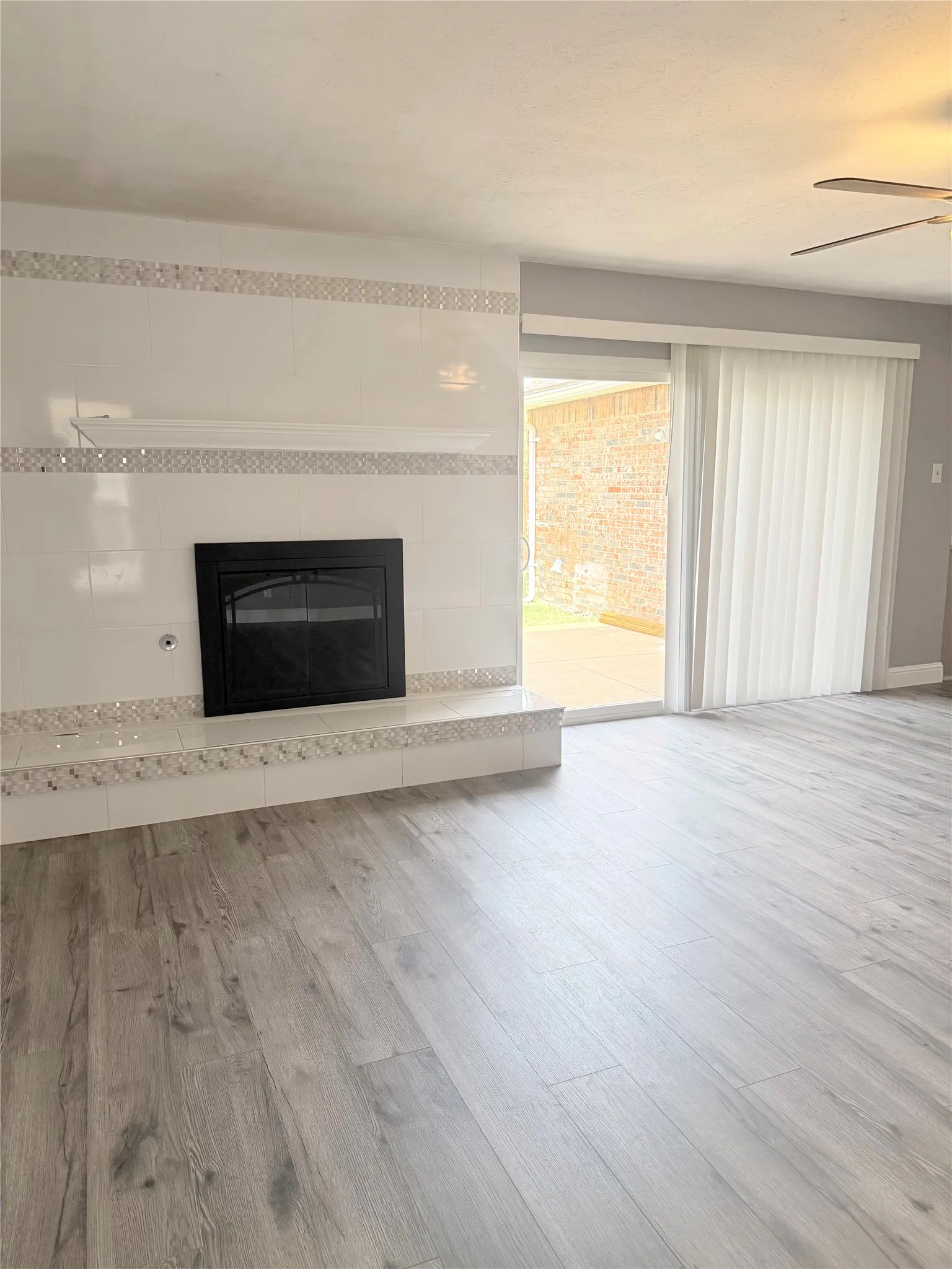 Single Family Residence For Rent in Dallas County , 4817 Sprucewood Lane, Garland, Texas 75044, 4 Bedroom, 2 Bathroom, 2 Garage spaces, 2,117 Sqft, built in 1974, mls#21367097, Real Estate Agent in Garland, Homes For Rent in Dallas county, Homes For Rent in Garland, Realtor in Garland Texas, Real Estate Brokerage Independent Realty Texas, Luminita Cordes Realtor