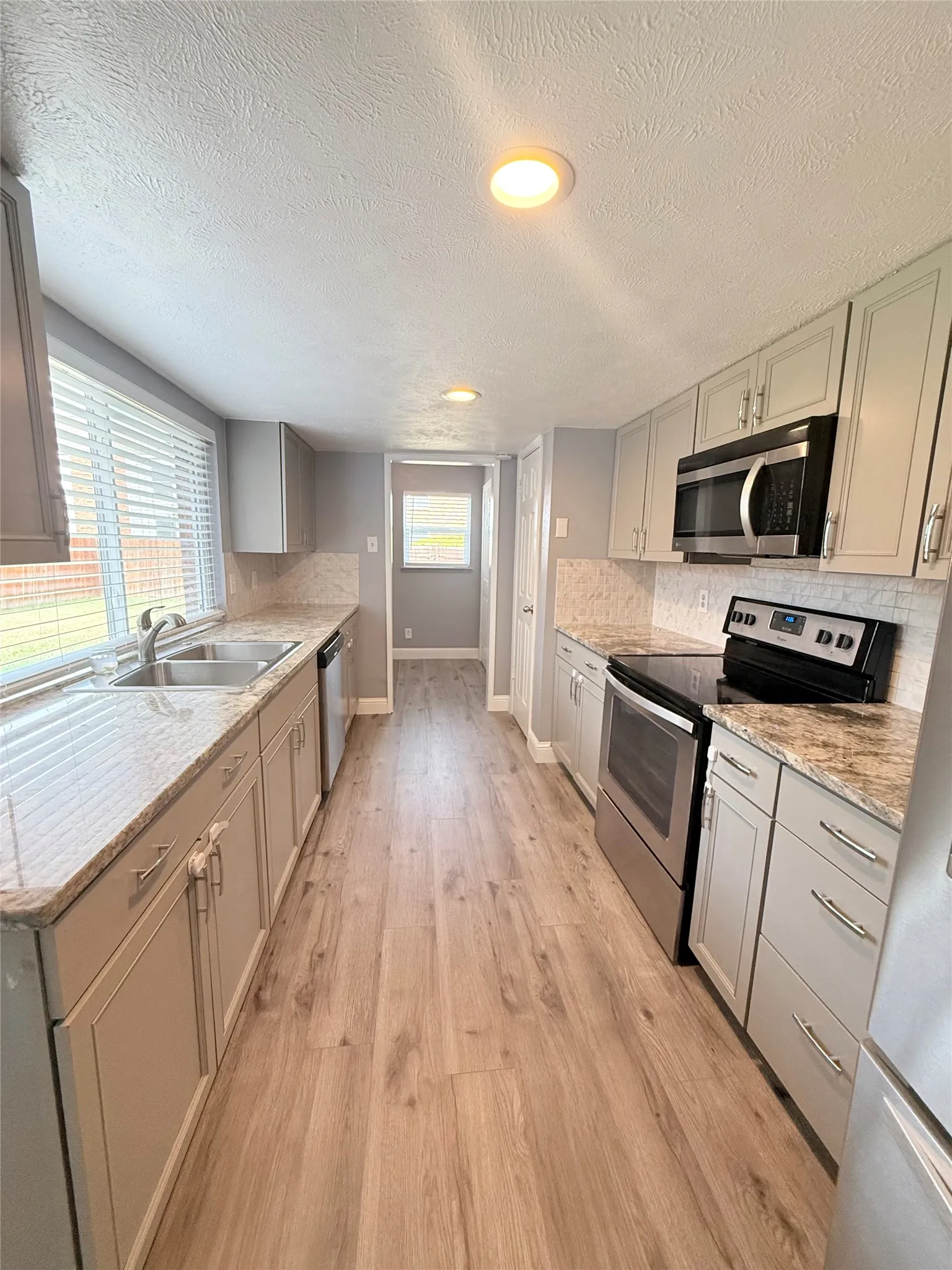 Single Family Residence For Rent in Dallas County , 4817 Sprucewood Lane, Garland, Texas 75044, 4 Bedroom, 2 Bathroom, 2 Garage spaces, 2,117 Sqft, built in 1974, mls#21367097, Real Estate Agent in Garland, Homes For Rent in Dallas county, Homes For Rent in Garland, Realtor in Garland Texas, Real Estate Brokerage Independent Realty Texas, Luminita Cordes Realtor