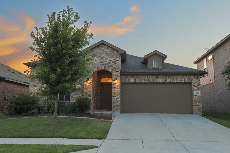 Single Family Residence For Rent in Tarrant County , 9105 Pearfield Road, Fort Worth, Texas 76179, 4 Bedroom, 2 Bathroom, 2 Garage spaces, 2,030 Sqft, built in 2020, mls#21367247, Real Estate Agent in Fort Worth, Homes For Rent in Tarrant county, Homes For Rent in Fort Worth, Realtor in Fort Worth Texas, Real Estate Brokerage Independent Realty Texas, Luminita Cordes Realtor