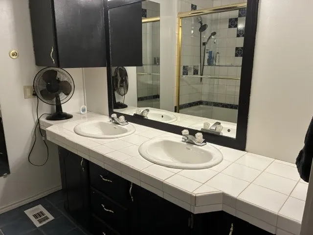 Mobile Home For Sale in Mc Culloch County , 575 County Road 442, Rochelle, Texas 76872, 3 Bedroom, 2 Bathroom, 2 Garage spaces, 1,344 Sqft, built in 1985, mls#21367216, Real Estate Agent in Rochelle, Homes For Sale in Mc Culloch county, Homes For Sale in Rochelle, Realtor in Rochelle Texas, Real Estate Brokerage Independent Realty Texas, Luminita Cordes Realtor
