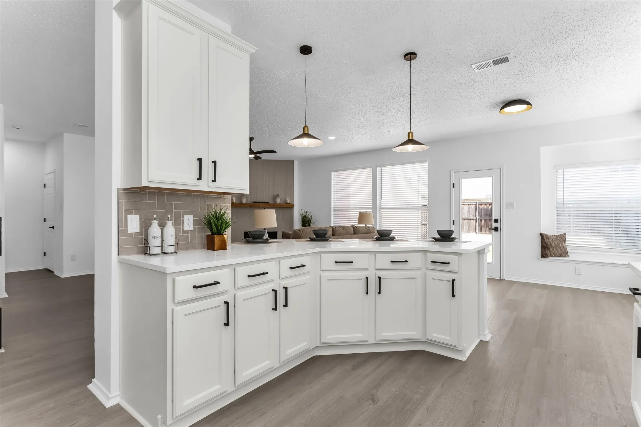 Single Family Residence For Sale in Collin County , 431 Trinity Drive, Allen, Texas 75002, 4 Bedroom, 3 Bathroom, 2 Garage spaces, 3,260 Sqft, built in 2001, mls#21365850, Real Estate Agent in Allen, Homes For Sale in Collin county, Homes For Sale in Allen, Realtor in Allen Texas, Real Estate Brokerage Independent Realty Texas, Luminita Cordes Realtor