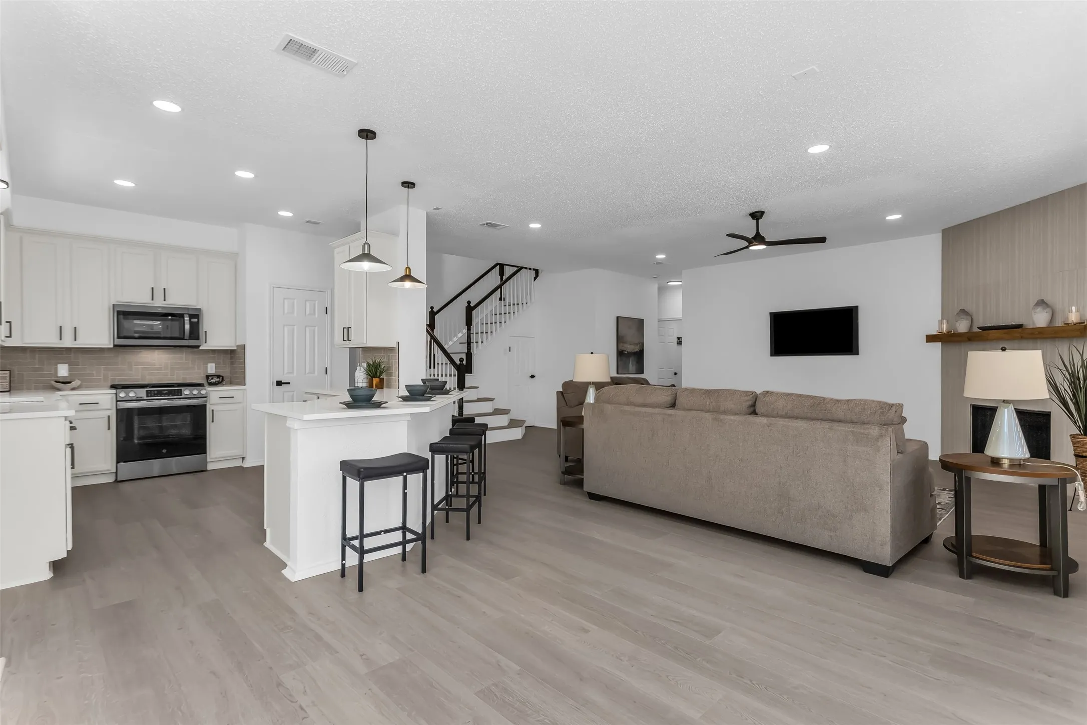 Single Family Residence For Sale in Collin County , 431 Trinity Drive, Allen, Texas 75002, 4 Bedroom, 3 Bathroom, 2 Garage spaces, 3,260 Sqft, built in 2001, mls#21365850, Real Estate Agent in Allen, Homes For Sale in Collin county, Homes For Sale in Allen, Realtor in Allen Texas, Real Estate Brokerage Independent Realty Texas, Luminita Cordes Realtor
