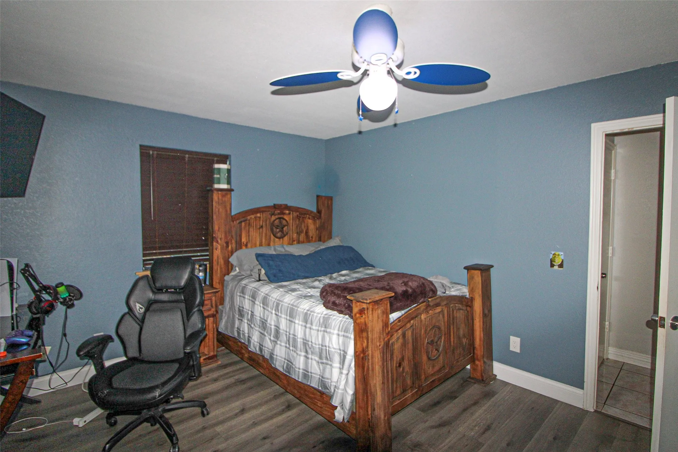 Wood-finish flooring