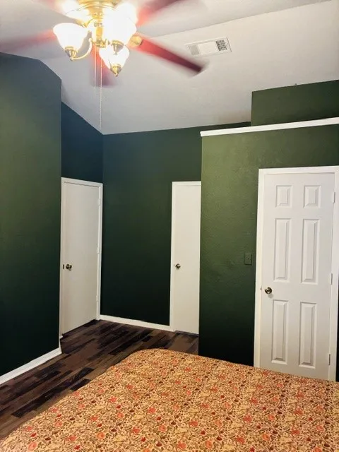MASTER SUITE WITH MASTER BAGH IN SUITE
