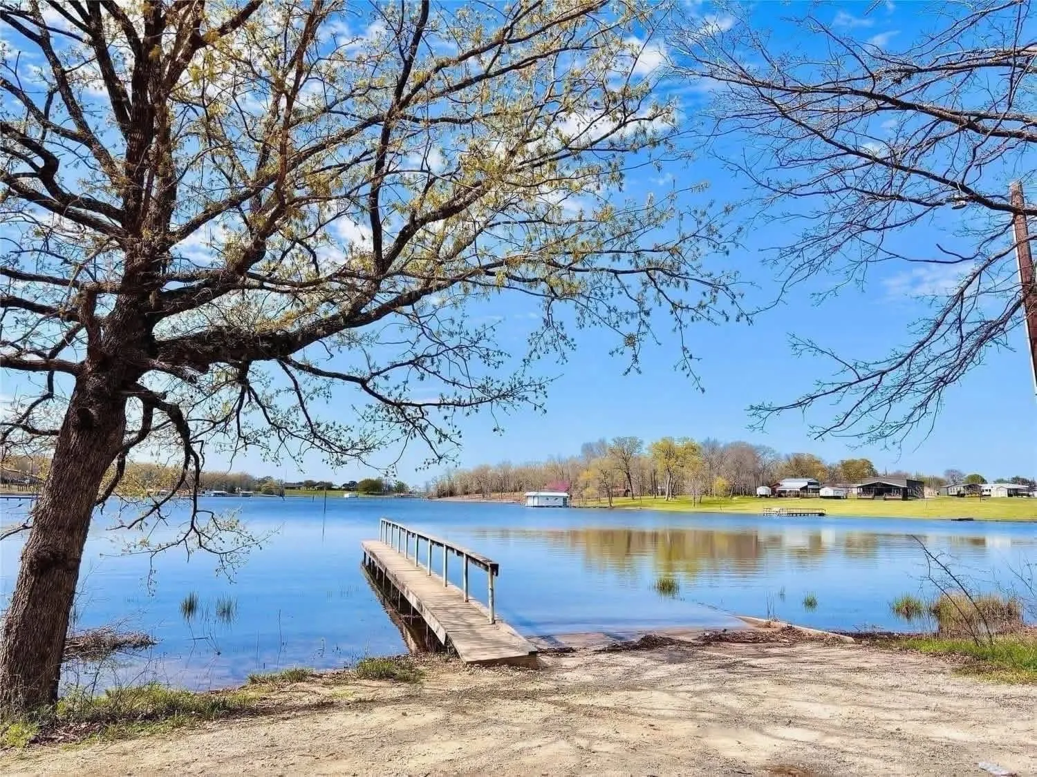Single Family Residence For Sale in Wood County , 219 Rising Star, Quitman, Texas 75783, 1 Bedroom, 1 Bathroom, Garage spaces, 390 Sqft, built in 2017, Price $49,900, mls#21360649, Real Estate Agent in Quitman, Homes For Sale in Wood county, Homes For Sale in Quitman, Realtor in Quitman Texas, Real Estate Brokerage Independent Realty Texas, Luminita Cordes Realtor