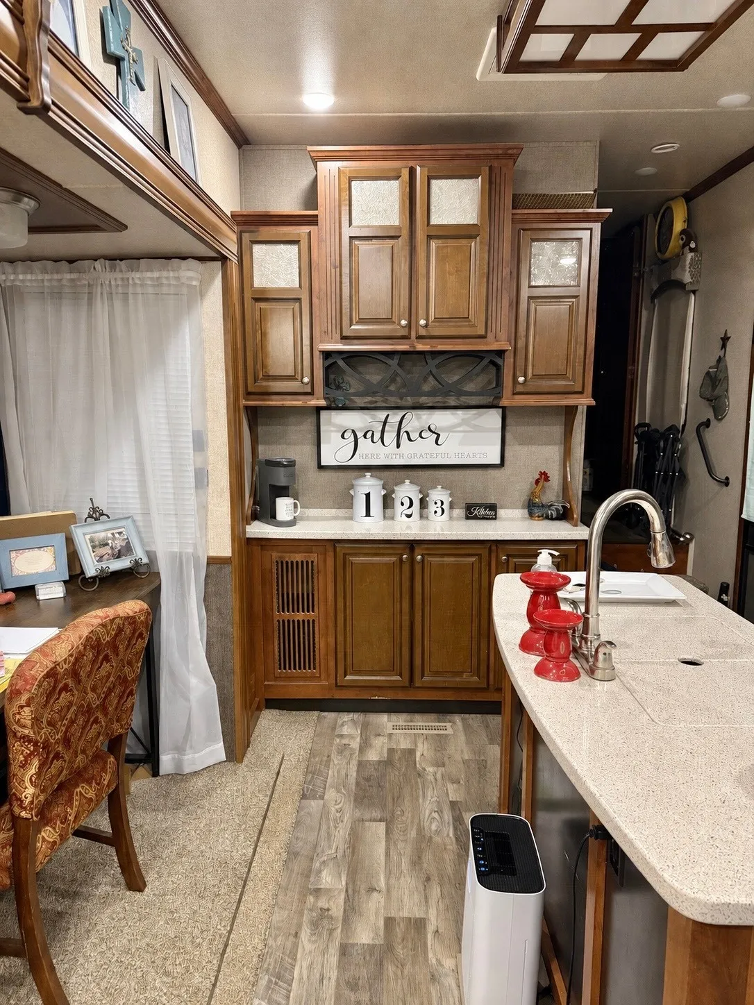 Single Family Residence For Sale in Wood County , 219 Rising Star, Quitman, Texas 75783, 1 Bedroom, 1 Bathroom, Garage spaces, 390 Sqft, built in 2017, Price $49,900, mls#21360649, Real Estate Agent in Quitman, Homes For Sale in Wood county, Homes For Sale in Quitman, Realtor in Quitman Texas, Real Estate Brokerage Independent Realty Texas, Luminita Cordes Realtor