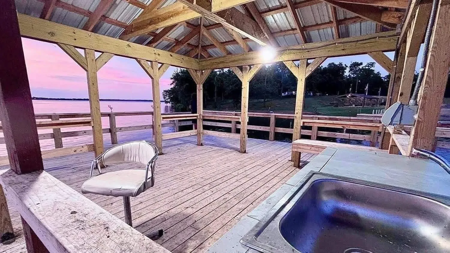 Single Family Residence For Sale in Wood County , 219 Rising Star, Quitman, Texas 75783, 1 Bedroom, 1 Bathroom, Garage spaces, 390 Sqft, built in 2017, Price $49,900, mls#21360649, Real Estate Agent in Quitman, Homes For Sale in Wood county, Homes For Sale in Quitman, Realtor in Quitman Texas, Real Estate Brokerage Independent Realty Texas, Luminita Cordes Realtor