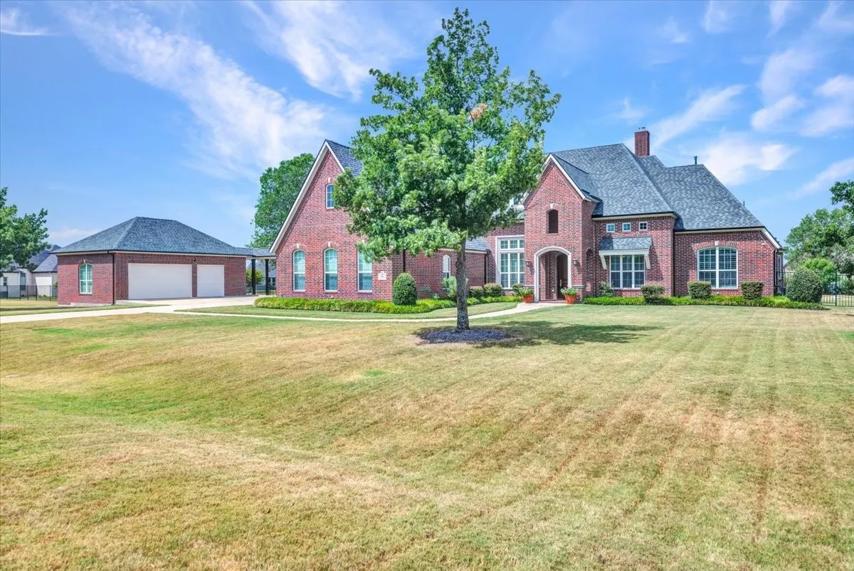 Manicured Curb Appeal