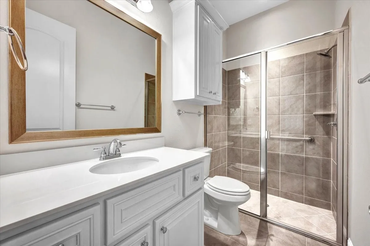 Ensuite bath