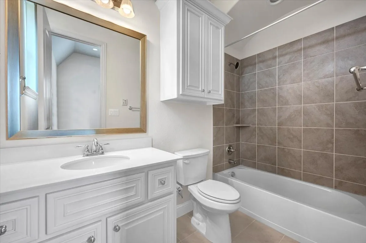 Ensuite Bath