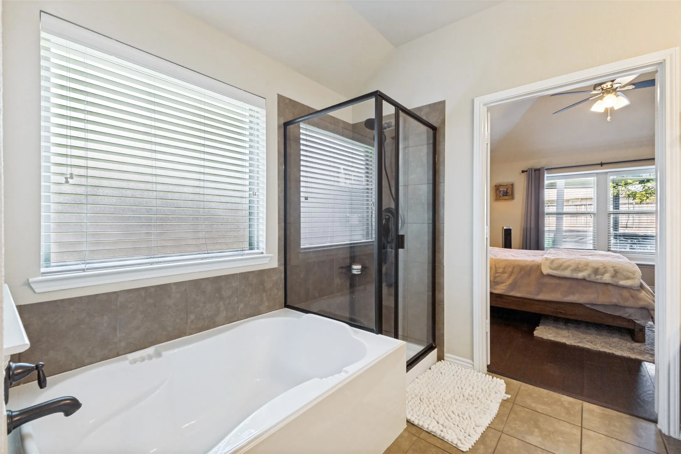 Single Family Residence For Sale in Rockwall County , 188 Griffin Avenue, Fate, Texas 75189, 3 Bedroom, 2 Bathroom, 3 Garage spaces, 1,720 Sqft, built in 2012, mls#21367262, Real Estate Agent in Fate, Homes For Sale in Rockwall county, Homes For Sale in Fate, Realtor in Fate Texas, Real Estate Brokerage Independent Realty Texas, Luminita Cordes Realtor