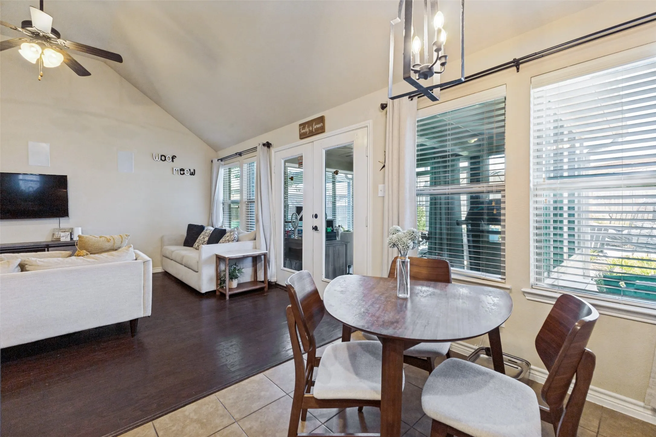 Single Family Residence For Sale in Rockwall County , 188 Griffin Avenue, Fate, Texas 75189, 3 Bedroom, 2 Bathroom, 3 Garage spaces, 1,720 Sqft, built in 2012, mls#21367262, Real Estate Agent in Fate, Homes For Sale in Rockwall county, Homes For Sale in Fate, Realtor in Fate Texas, Real Estate Brokerage Independent Realty Texas, Luminita Cordes Realtor