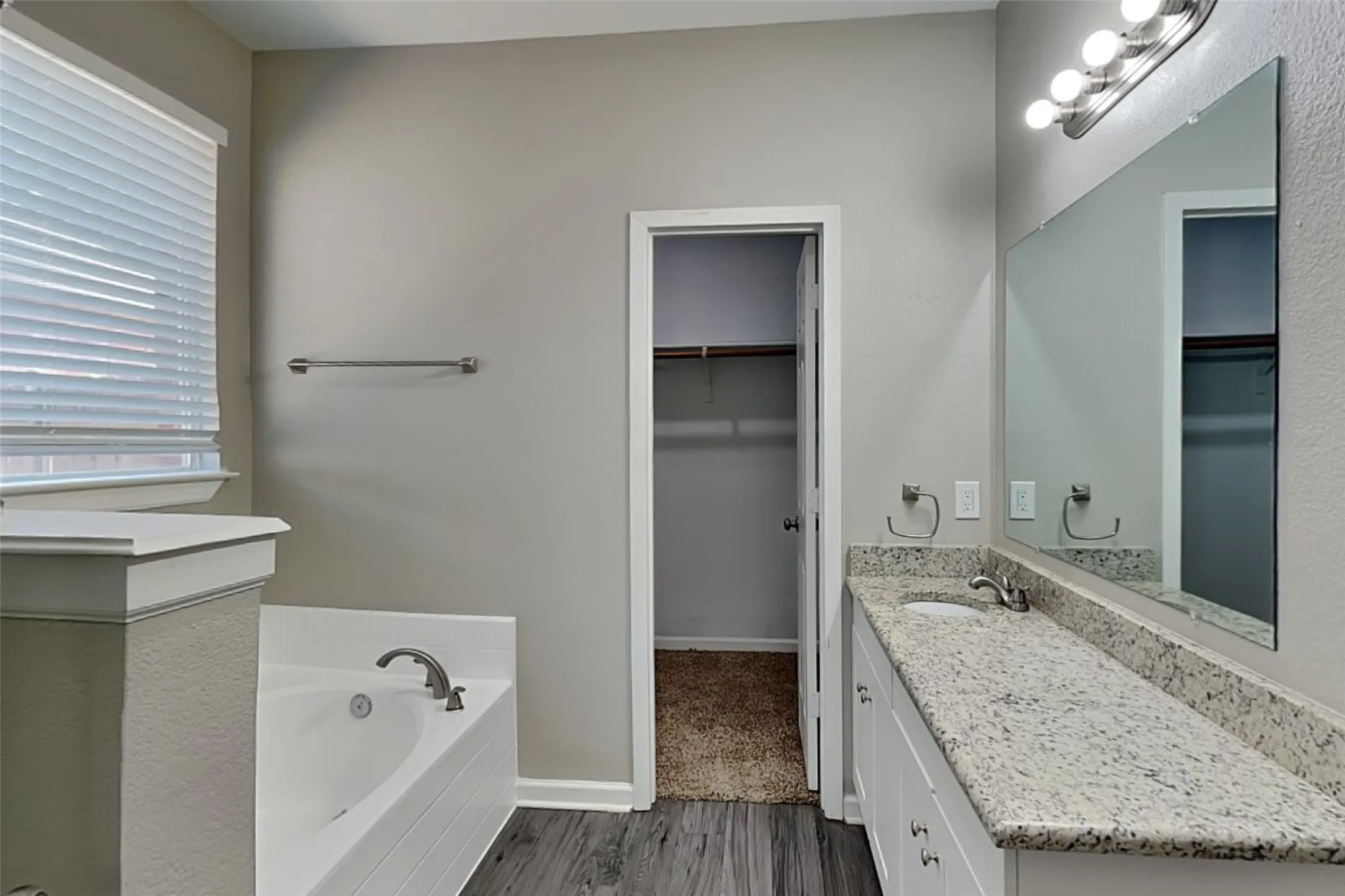 Single Family Residence For Rent in Denton County , 2617 Hilcroft Avenue, Denton, Texas 76210, 4 Bedroom, 3 Bathroom, 2 Garage spaces, 2,527 Sqft, built in 2002, mls#21367268, Real Estate Agent in Denton, Homes For Rent in Denton county, Homes For Rent in Denton, Realtor in Denton Texas, Real Estate Brokerage Independent Realty Texas, Luminita Cordes Realtor