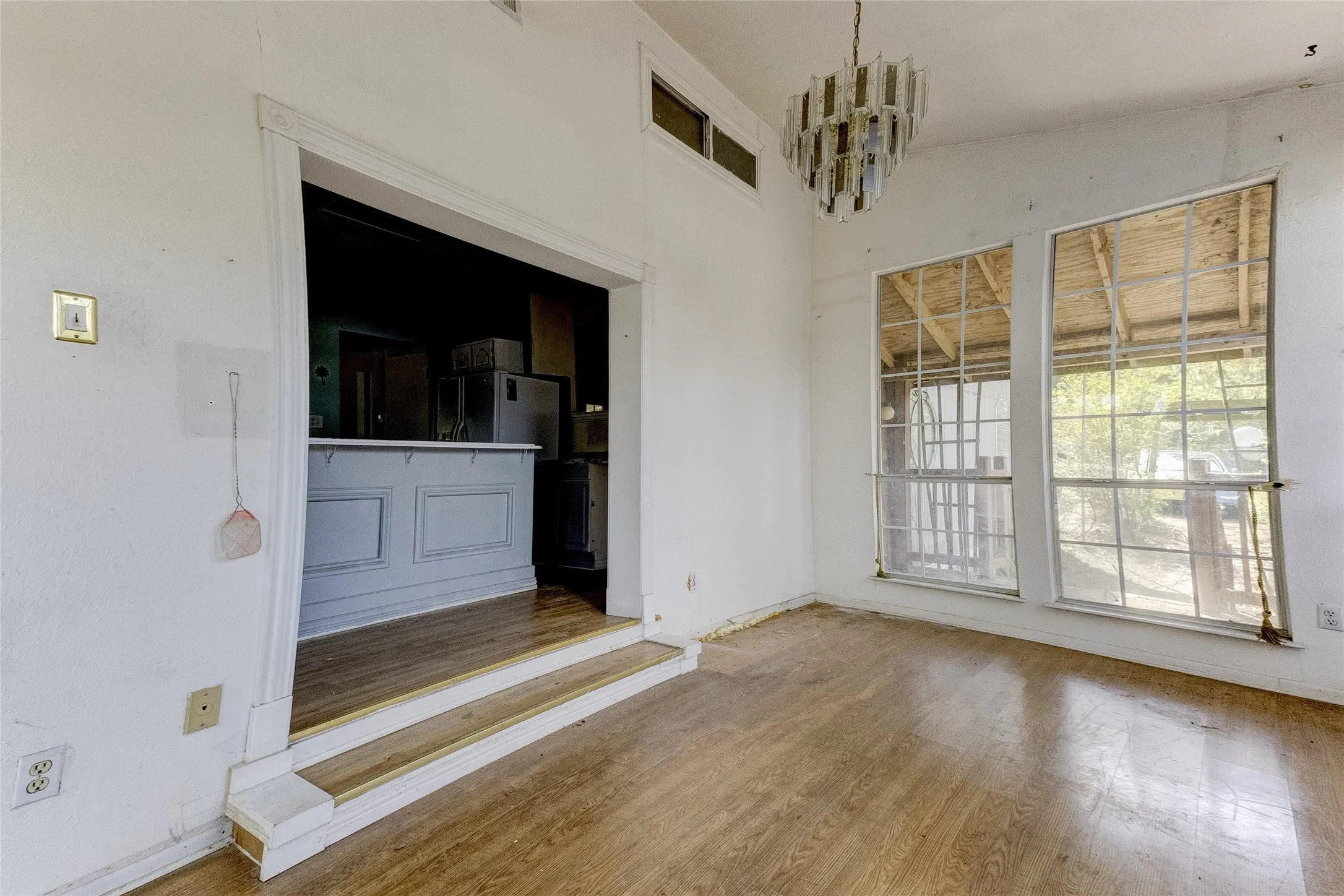 Single Family Residence For Sale in Henderson County , 612 Legendary Lane, Gun Barrel City, Texas 75156, 2 Bedroom, 2 Bathroom, 2 Garage spaces, 1,496 Sqft, built in 1970, mls#21367270, Real Estate Agent in Gun Barrel City, Homes For Sale in Henderson county, Homes For Sale in Gun Barrel City, Realtor in Gun Barrel City Texas, Real Estate Brokerage Independent Realty Texas, Luminita Cordes Realtor