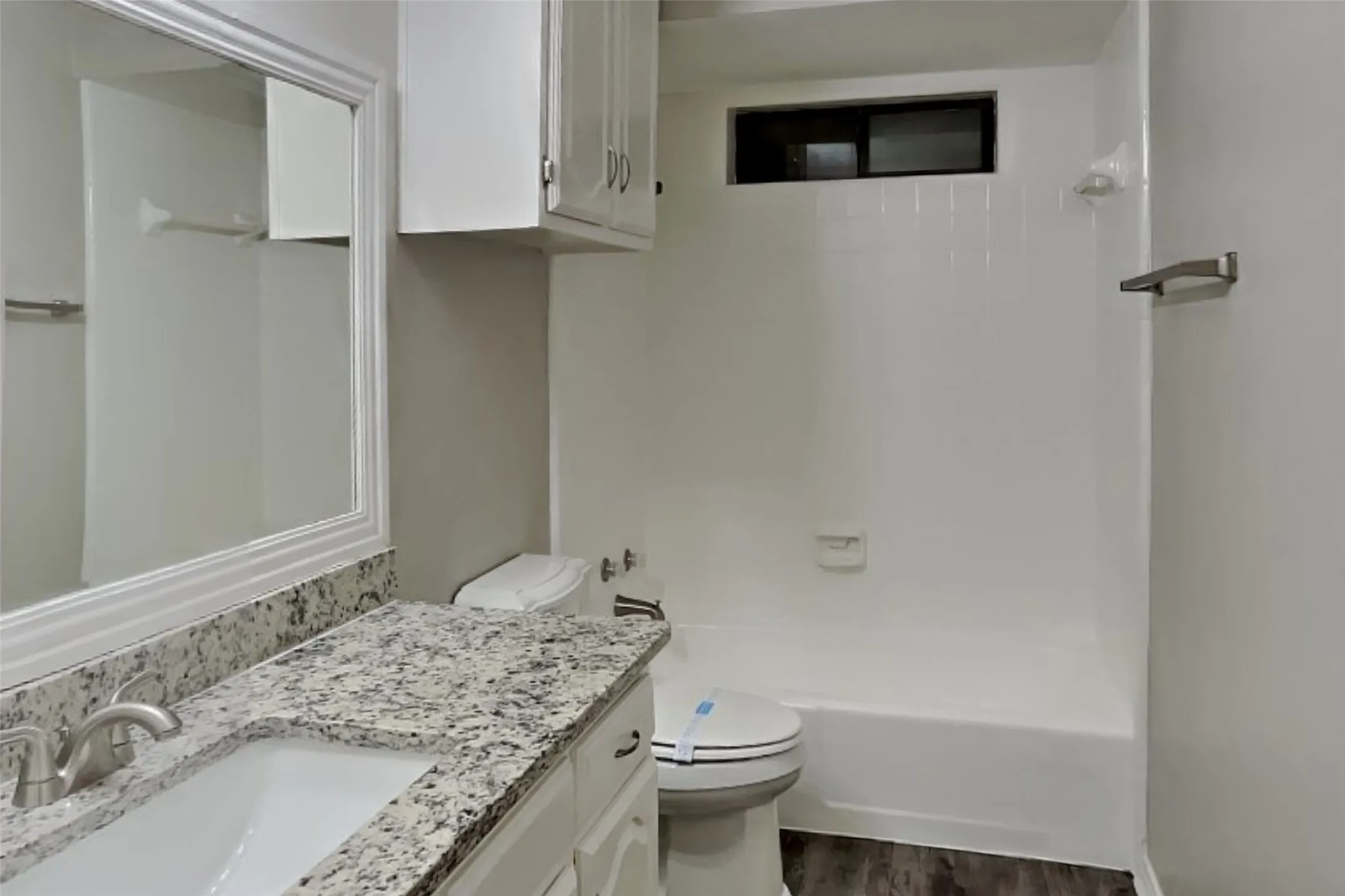 Single Family Residence For Rent in Collin County , 916 Green Brook Drive, Allen, Texas 75002, 4 Bedroom, 2 Bathroom, 2 Garage spaces, 2,130 Sqft, built in 1984, mls#21367272, Real Estate Agent in Allen, Homes For Rent in Collin county, Homes For Rent in Allen, Realtor in Allen Texas, Real Estate Brokerage Independent Realty Texas, Luminita Cordes Realtor