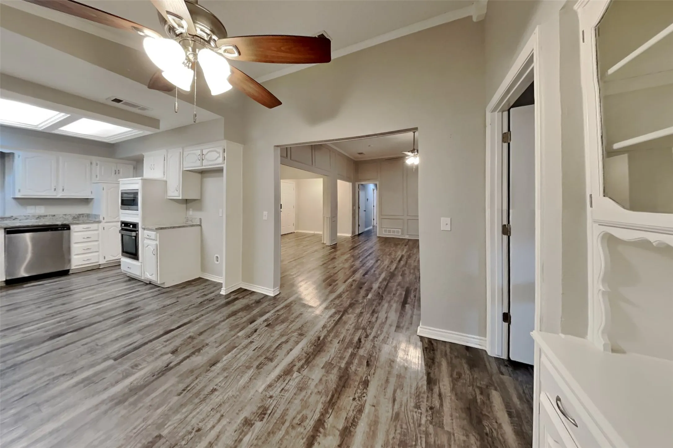 Single Family Residence For Rent in Collin County , 916 Green Brook Drive, Allen, Texas 75002, 4 Bedroom, 2 Bathroom, 2 Garage spaces, 2,130 Sqft, built in 1984, mls#21367272, Real Estate Agent in Allen, Homes For Rent in Collin county, Homes For Rent in Allen, Realtor in Allen Texas, Real Estate Brokerage Independent Realty Texas, Luminita Cordes Realtor