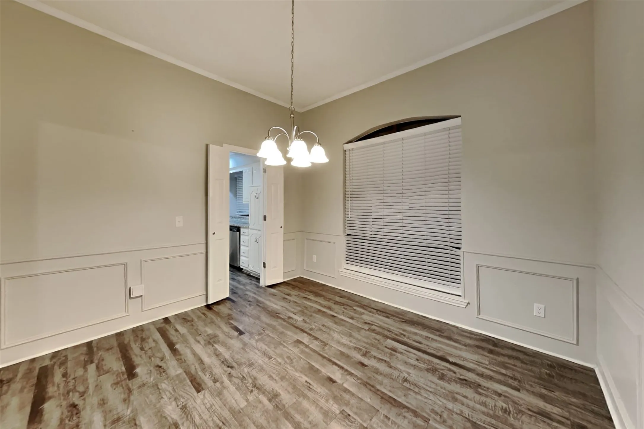 Single Family Residence For Rent in Collin County , 916 Green Brook Drive, Allen, Texas 75002, 4 Bedroom, 2 Bathroom, 2 Garage spaces, 2,130 Sqft, built in 1984, mls#21367272, Real Estate Agent in Allen, Homes For Rent in Collin county, Homes For Rent in Allen, Realtor in Allen Texas, Real Estate Brokerage Independent Realty Texas, Luminita Cordes Realtor