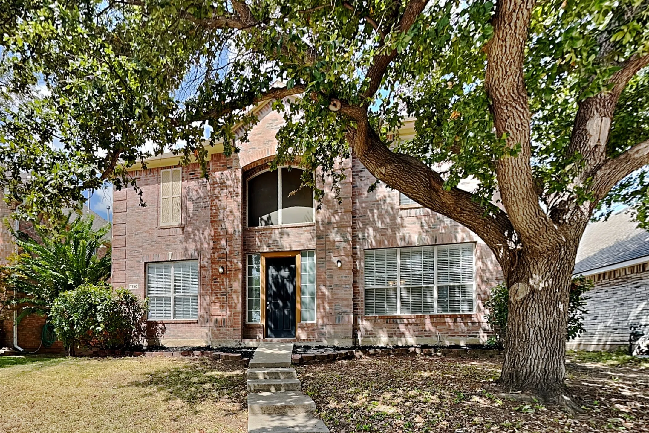 Single Family Residence For Rent in Denton County , 1790 Crosshaven Drive, Lewisville, Texas 75077, 4 Bedroom, 3 Bathroom, 2 Garage spaces, 2,854 Sqft, built in 1997, mls#21367275, Real Estate Agent in Lewisville, Homes For Rent in Denton county, Homes For Rent in Lewisville, Realtor in Lewisville Texas, Real Estate Brokerage Independent Realty Texas, Luminita Cordes Realtor