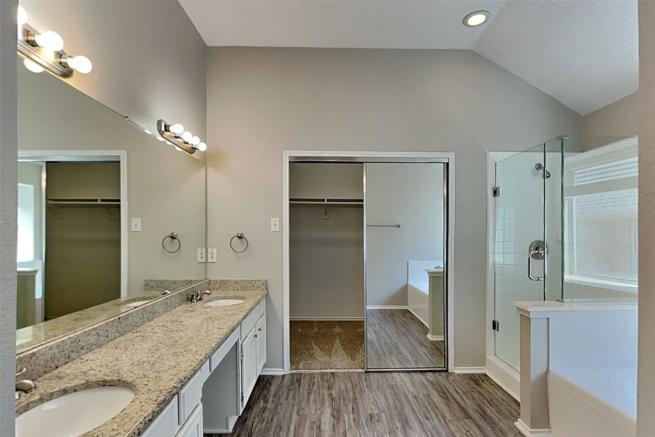 Single Family Residence For Rent in Denton County , 1790 Crosshaven Drive, Lewisville, Texas 75077, 4 Bedroom, 3 Bathroom, 2 Garage spaces, 2,854 Sqft, built in 1997, mls#21367275, Real Estate Agent in Lewisville, Homes For Rent in Denton county, Homes For Rent in Lewisville, Realtor in Lewisville Texas, Real Estate Brokerage Independent Realty Texas, Luminita Cordes Realtor