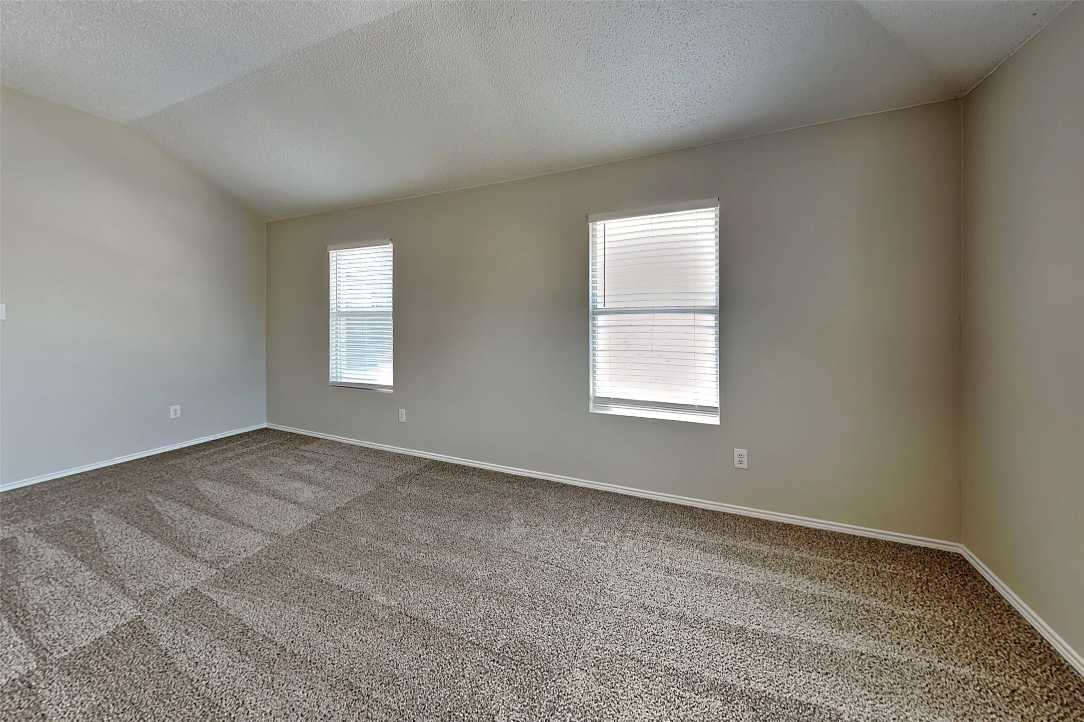 Single Family Residence For Rent in Denton County , 1790 Crosshaven Drive, Lewisville, Texas 75077, 4 Bedroom, 3 Bathroom, 2 Garage spaces, 2,854 Sqft, built in 1997, mls#21367275, Real Estate Agent in Lewisville, Homes For Rent in Denton county, Homes For Rent in Lewisville, Realtor in Lewisville Texas, Real Estate Brokerage Independent Realty Texas, Luminita Cordes Realtor