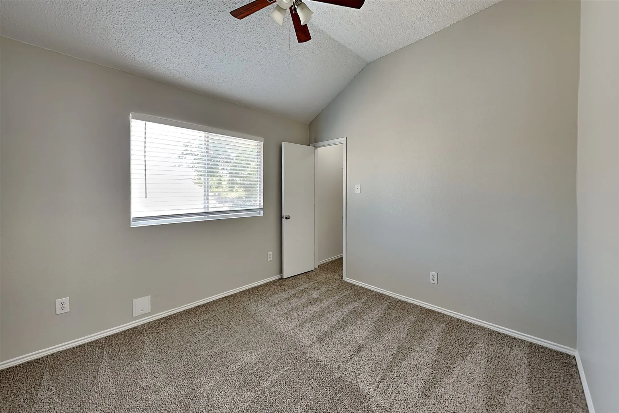 Single Family Residence For Rent in Denton County , 1790 Crosshaven Drive, Lewisville, Texas 75077, 4 Bedroom, 3 Bathroom, 2 Garage spaces, 2,854 Sqft, built in 1997, mls#21367275, Real Estate Agent in Lewisville, Homes For Rent in Denton county, Homes For Rent in Lewisville, Realtor in Lewisville Texas, Real Estate Brokerage Independent Realty Texas, Luminita Cordes Realtor