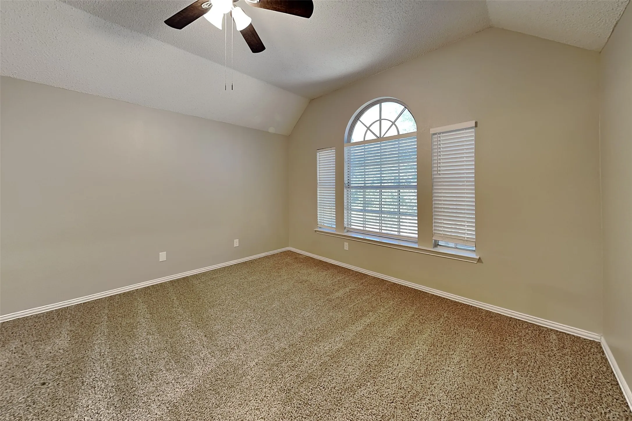 Single Family Residence For Rent in Denton County , 1716 Meyerwood Lane S, Flower Mound, Texas 75028, 4 Bedroom, 3 Bathroom, 2 Garage spaces, 2,165 Sqft, built in 1994, mls#21367276, Real Estate Agent in Flower Mound, Homes For Rent in Denton county, Homes For Rent in Flower Mound, Realtor in Flower Mound Texas, Real Estate Brokerage Independent Realty Texas, Luminita Cordes Realtor