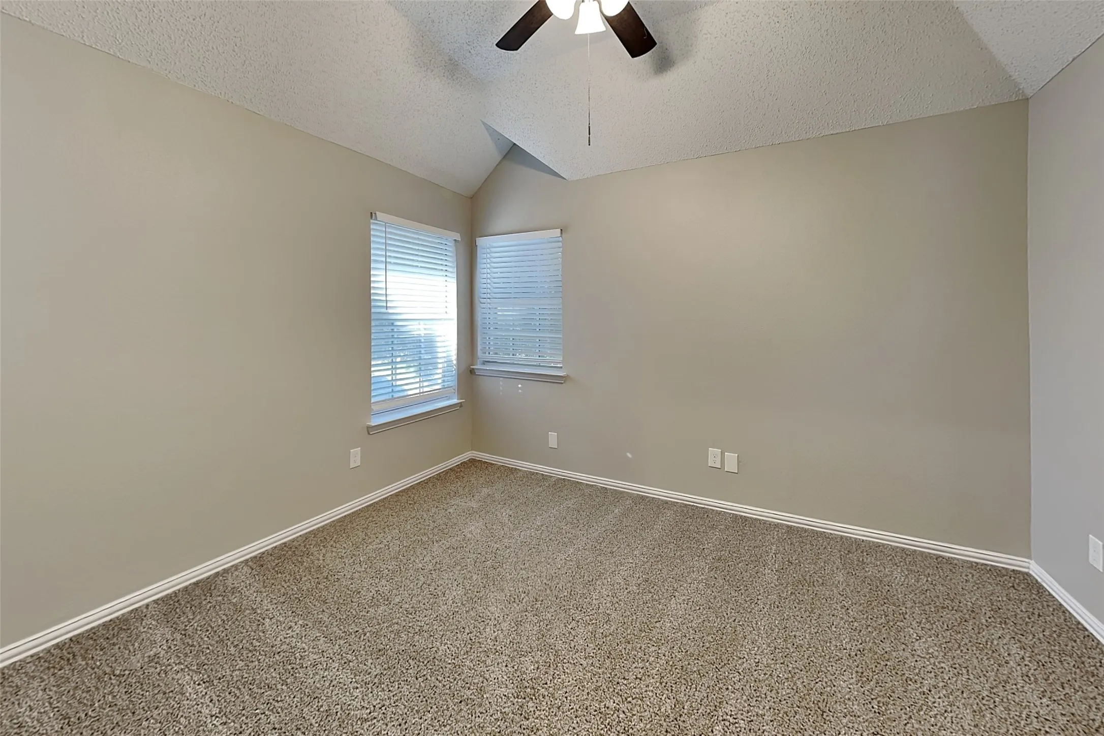 Single Family Residence For Rent in Denton County , 1716 Meyerwood Lane S, Flower Mound, Texas 75028, 4 Bedroom, 3 Bathroom, 2 Garage spaces, 2,165 Sqft, built in 1994, mls#21367276, Real Estate Agent in Flower Mound, Homes For Rent in Denton county, Homes For Rent in Flower Mound, Realtor in Flower Mound Texas, Real Estate Brokerage Independent Realty Texas, Luminita Cordes Realtor