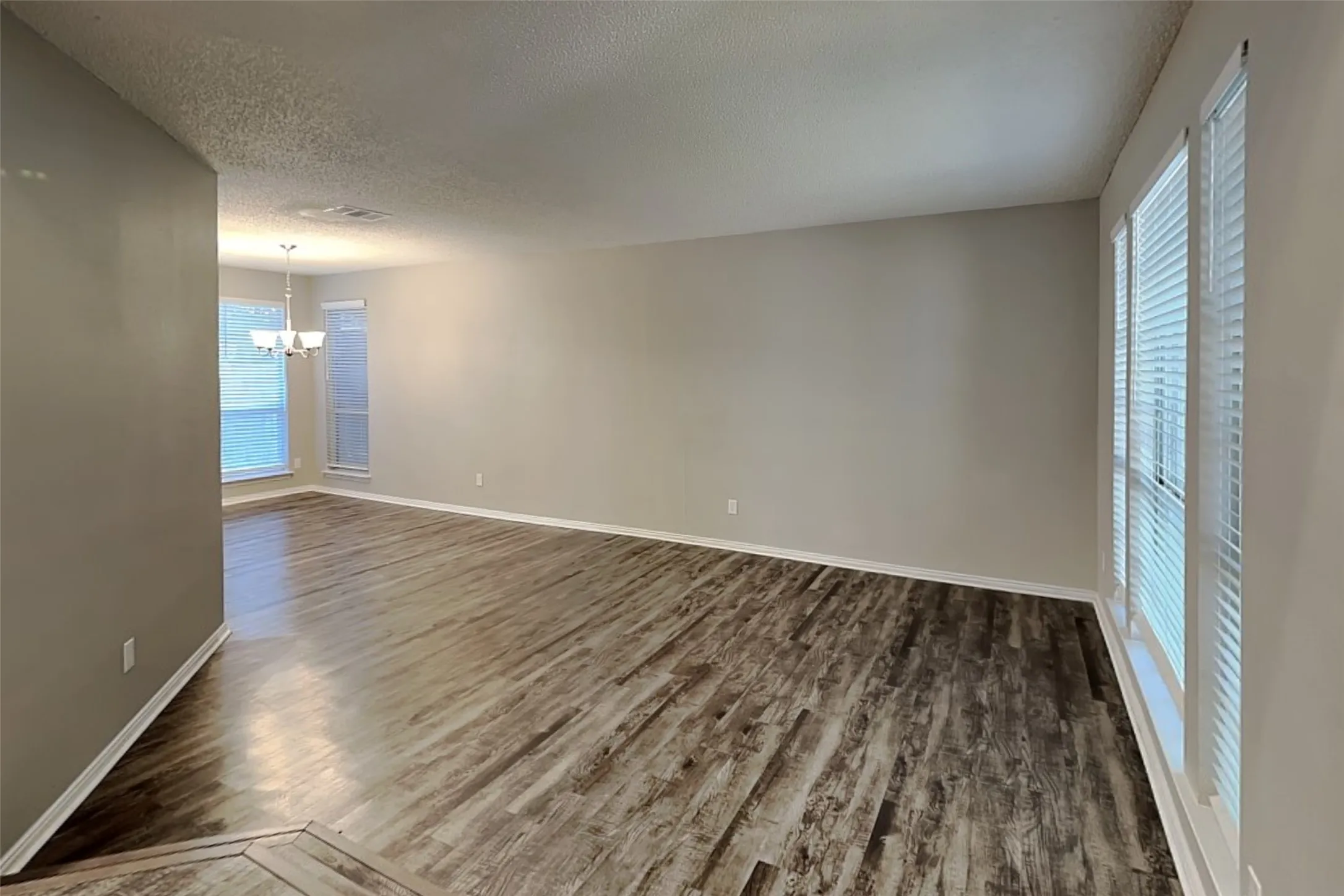 Single Family Residence For Rent in Denton County , 1716 Meyerwood Lane S, Flower Mound, Texas 75028, 4 Bedroom, 3 Bathroom, 2 Garage spaces, 2,165 Sqft, built in 1994, mls#21367276, Real Estate Agent in Flower Mound, Homes For Rent in Denton county, Homes For Rent in Flower Mound, Realtor in Flower Mound Texas, Real Estate Brokerage Independent Realty Texas, Luminita Cordes Realtor