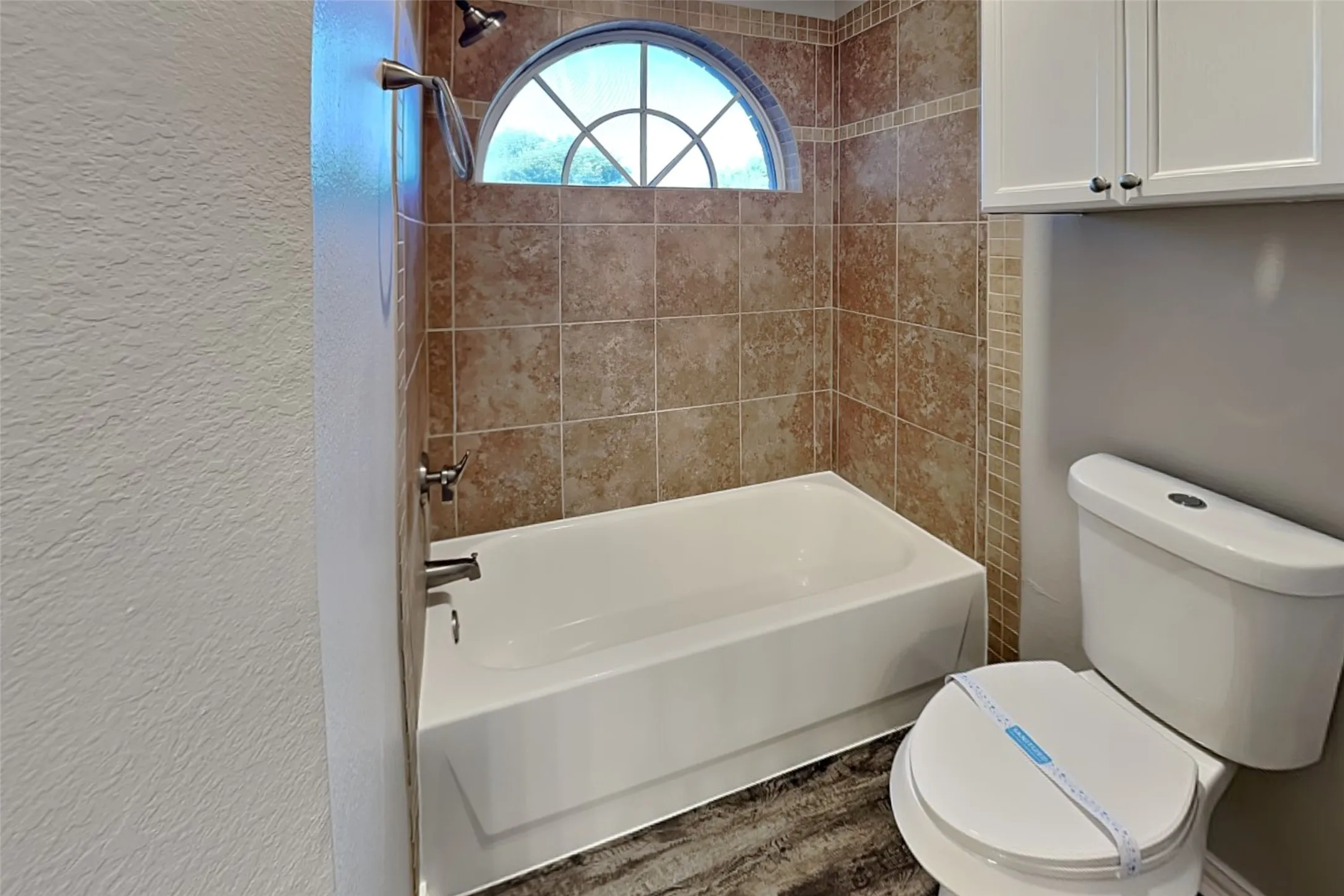 Single Family Residence For Rent in Denton County , 1716 Meyerwood Lane S, Flower Mound, Texas 75028, 4 Bedroom, 3 Bathroom, 2 Garage spaces, 2,165 Sqft, built in 1994, mls#21367276, Real Estate Agent in Flower Mound, Homes For Rent in Denton county, Homes For Rent in Flower Mound, Realtor in Flower Mound Texas, Real Estate Brokerage Independent Realty Texas, Luminita Cordes Realtor